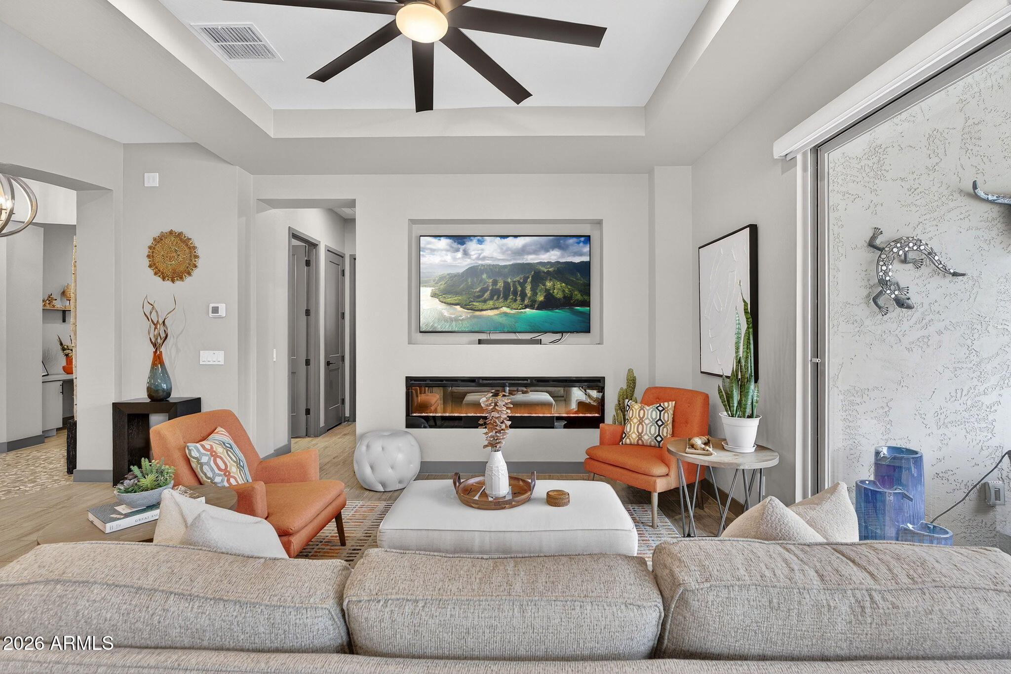 4238 E SKOUSEN Street