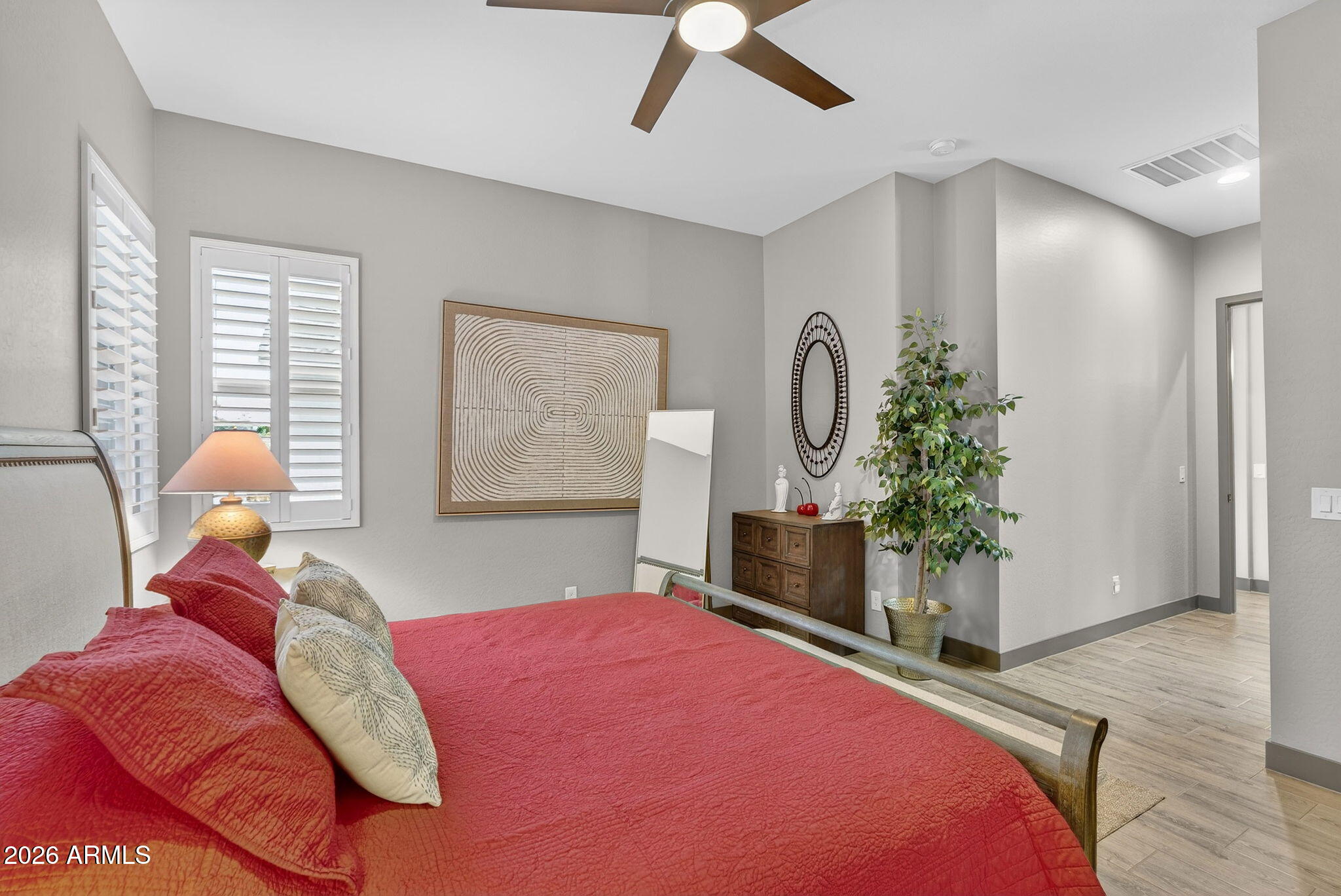 4238 E SKOUSEN Street