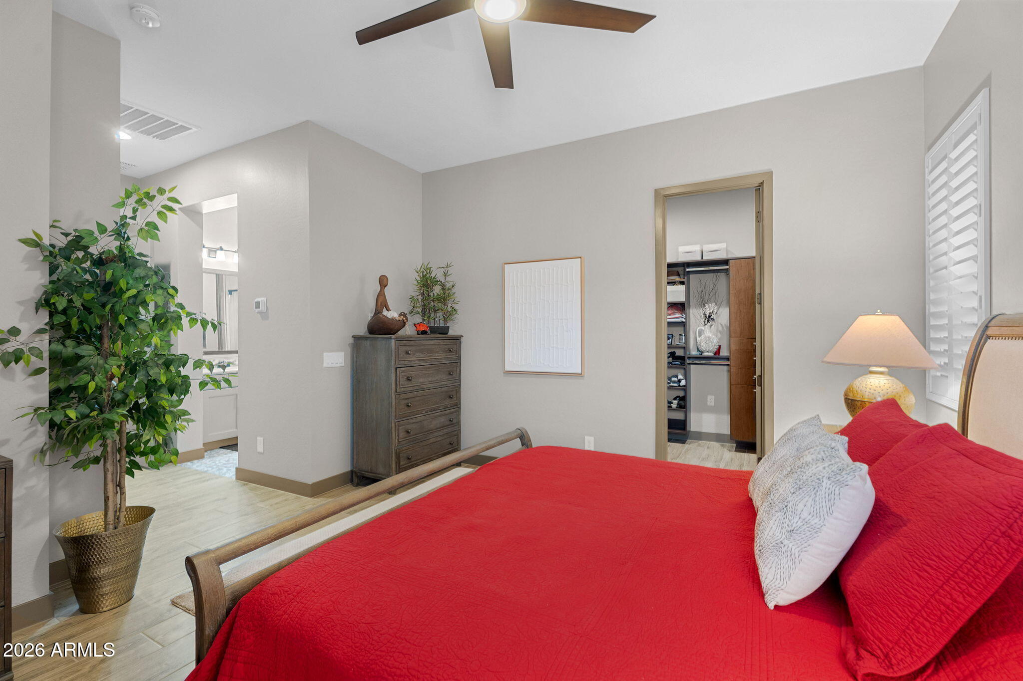 4238 E SKOUSEN Street