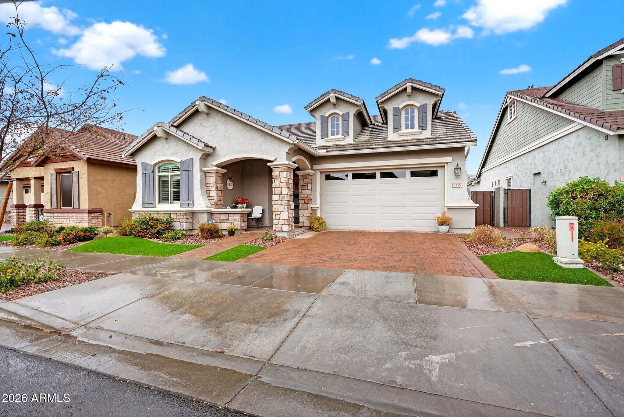 4238 E SKOUSEN Street