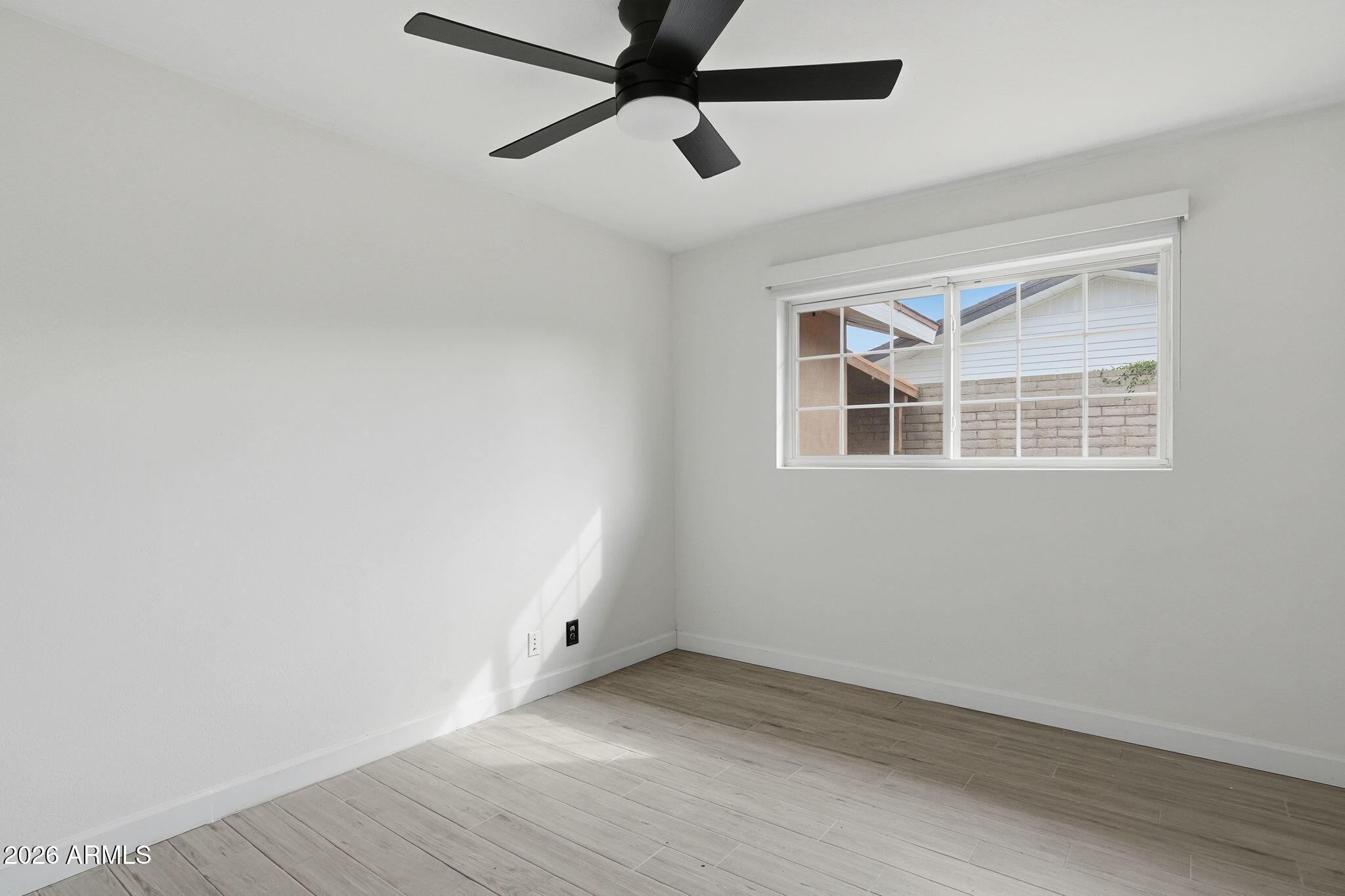 8307 E CLARENDON Avenue