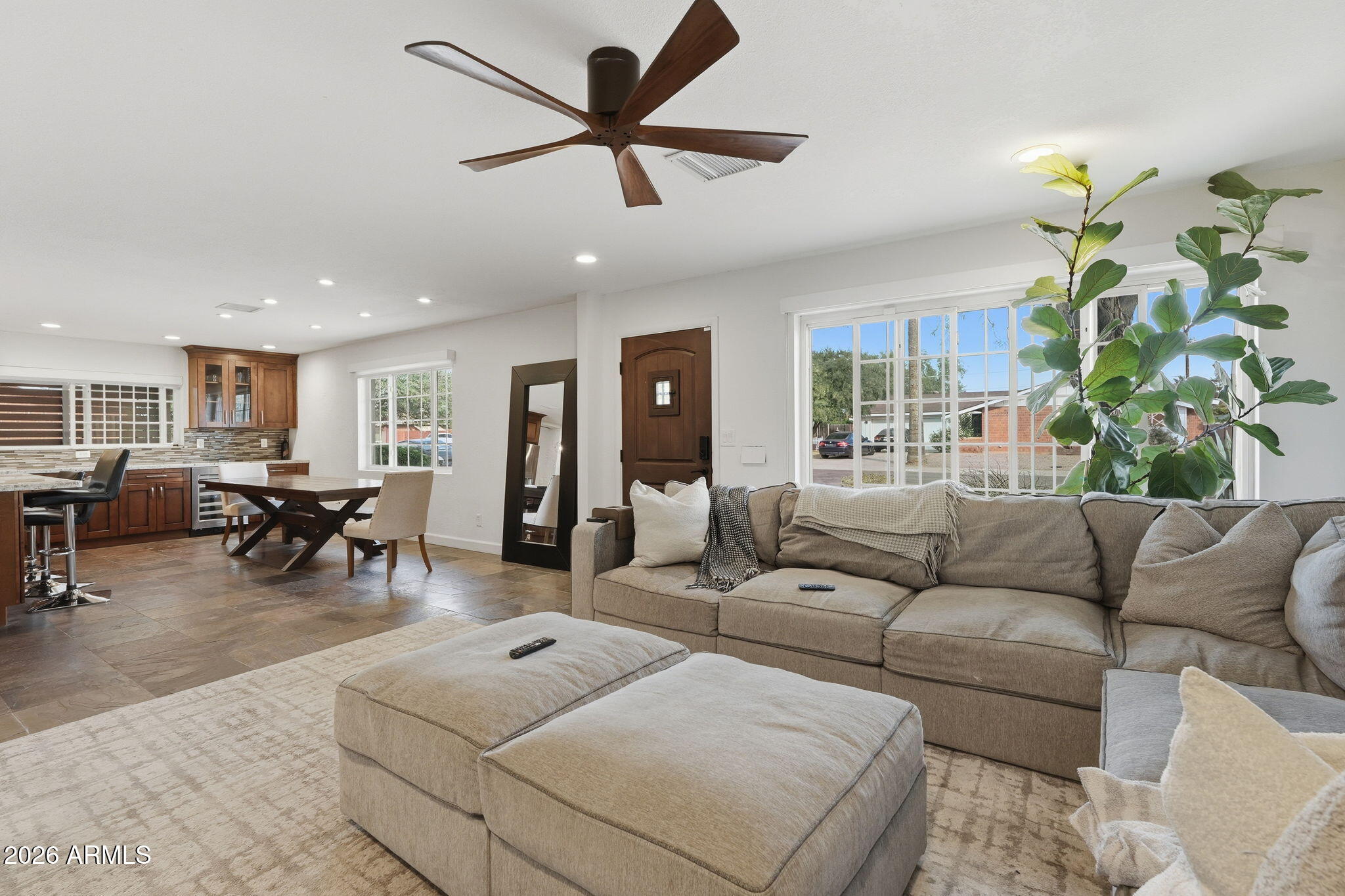 8307 E CLARENDON Avenue