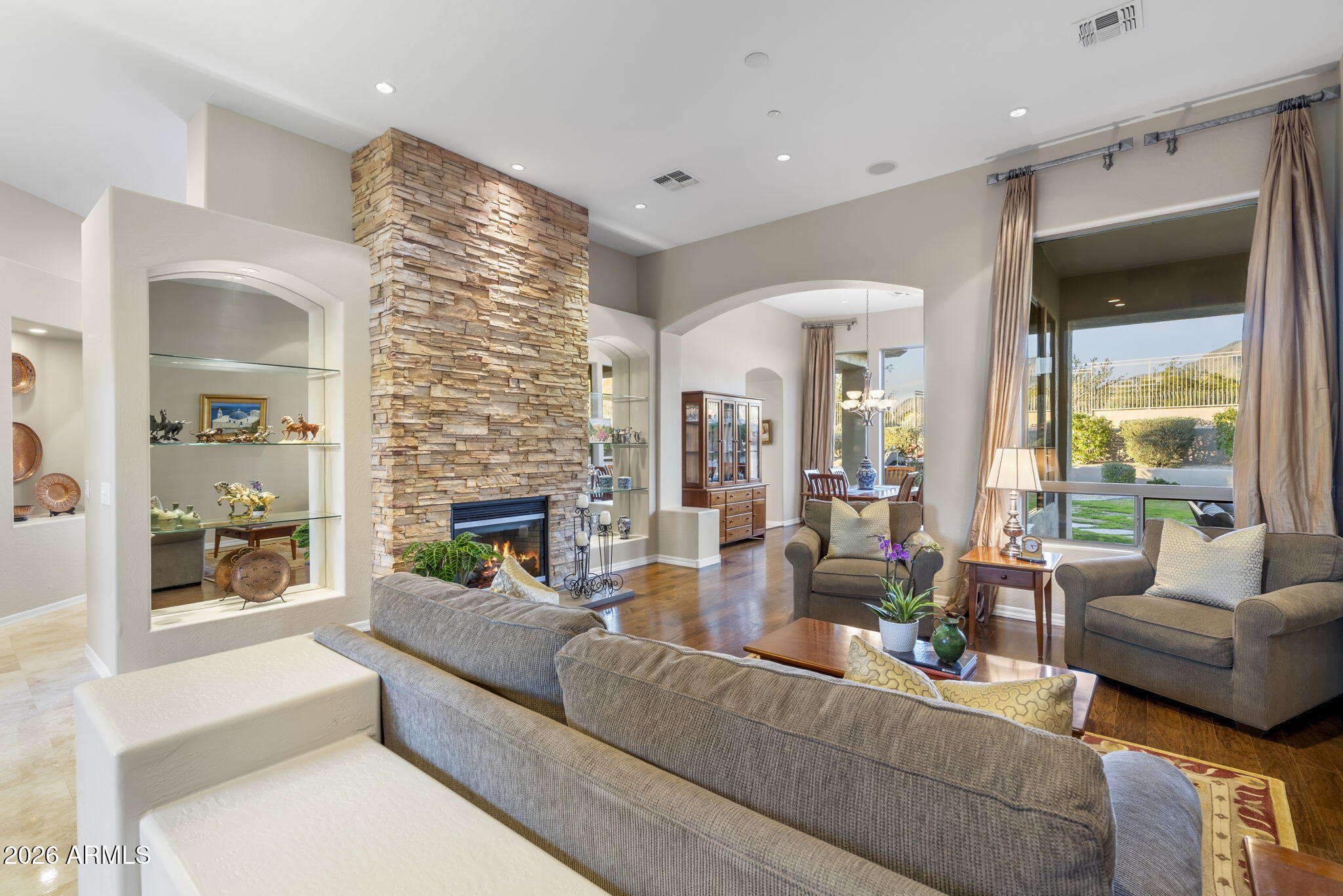 11464 E WINCHCOMB Drive