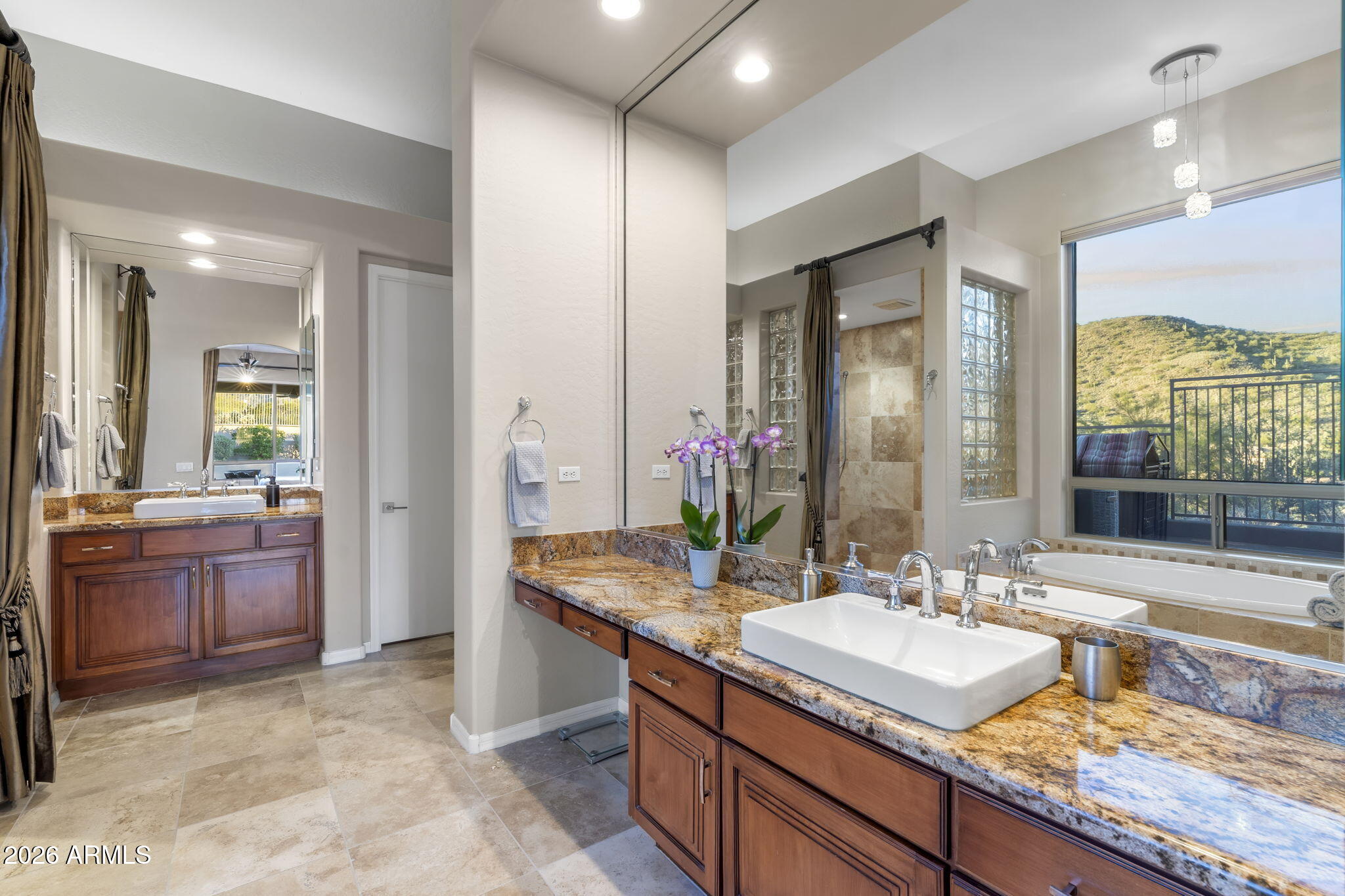 11464 E WINCHCOMB Drive