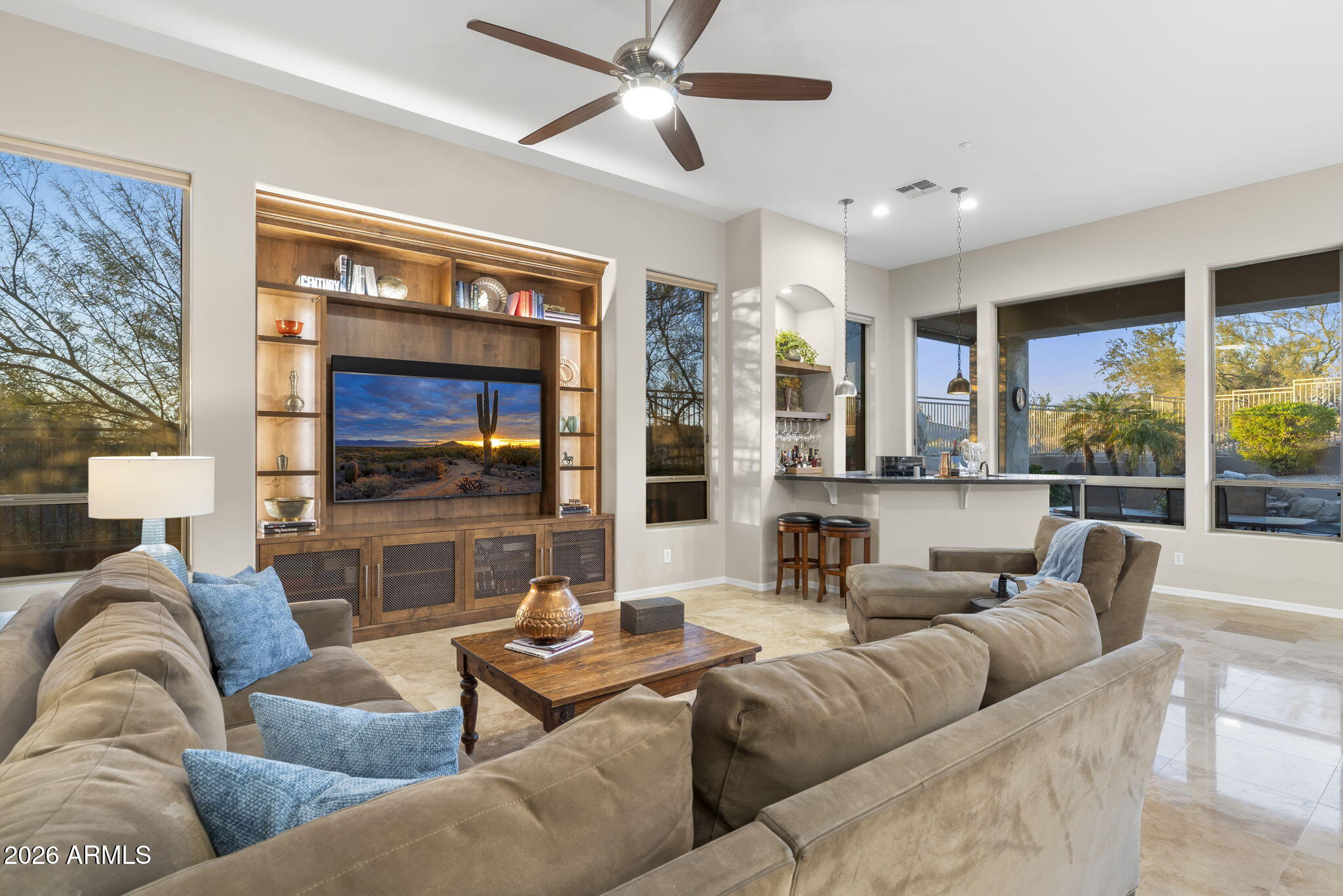 11464 E WINCHCOMB Drive