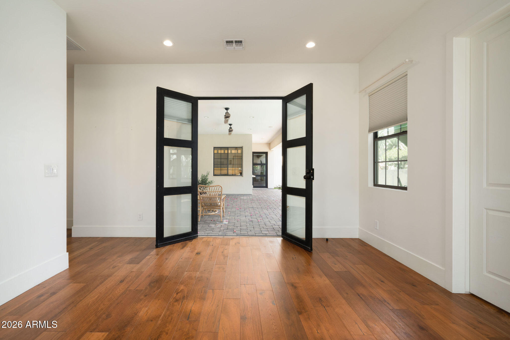 4510 E CALLE REDONDA