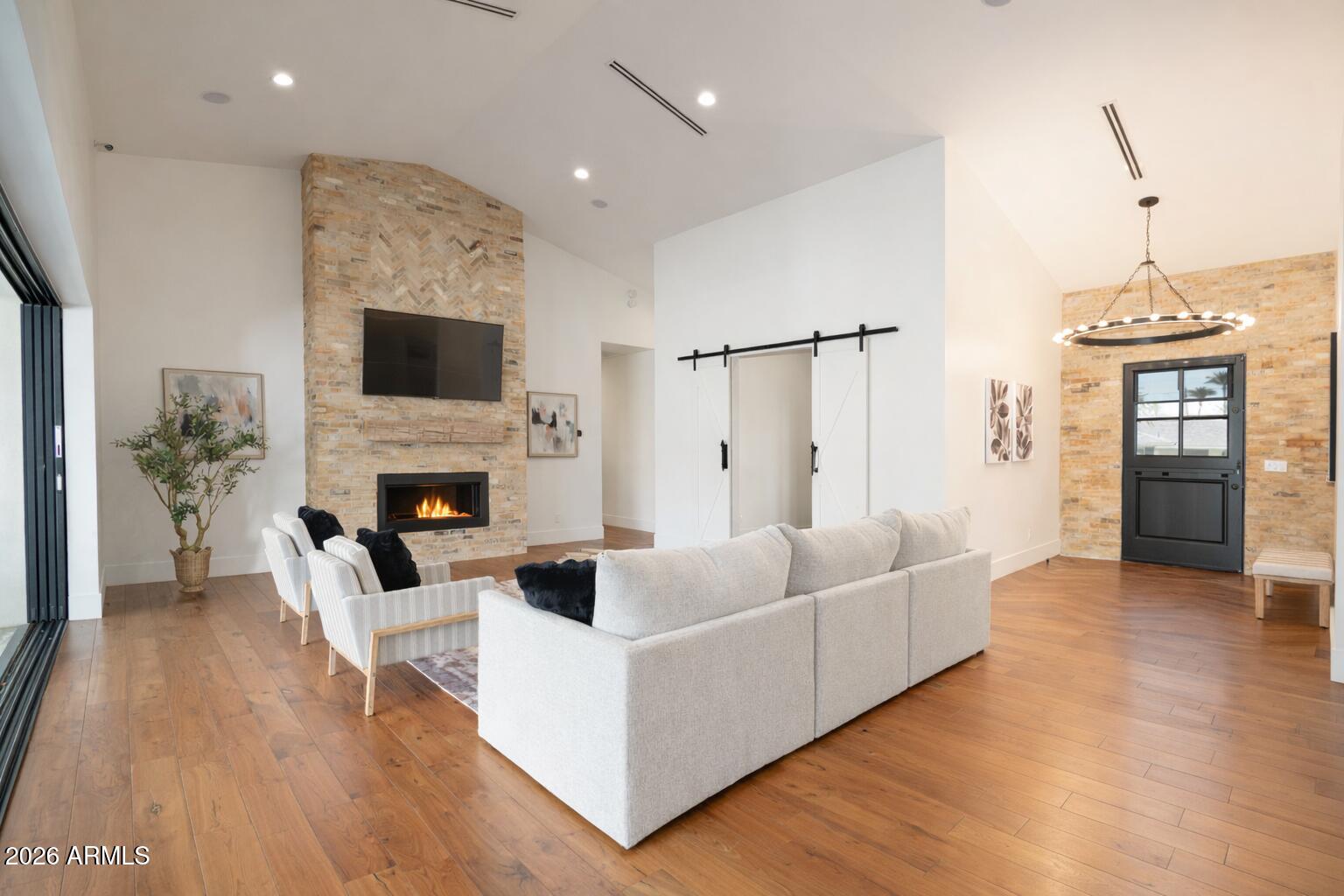 4510 E CALLE REDONDA