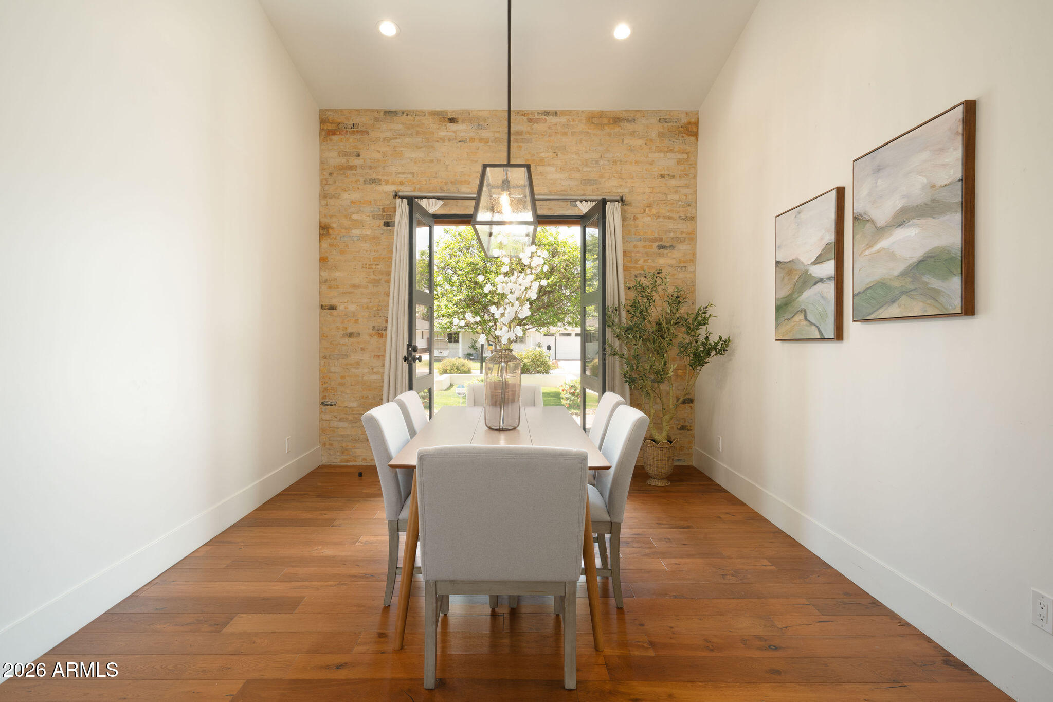 4510 E CALLE REDONDA