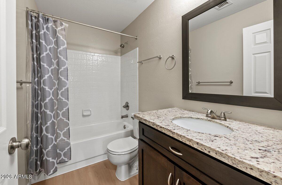 10059 E SHEENA Drive