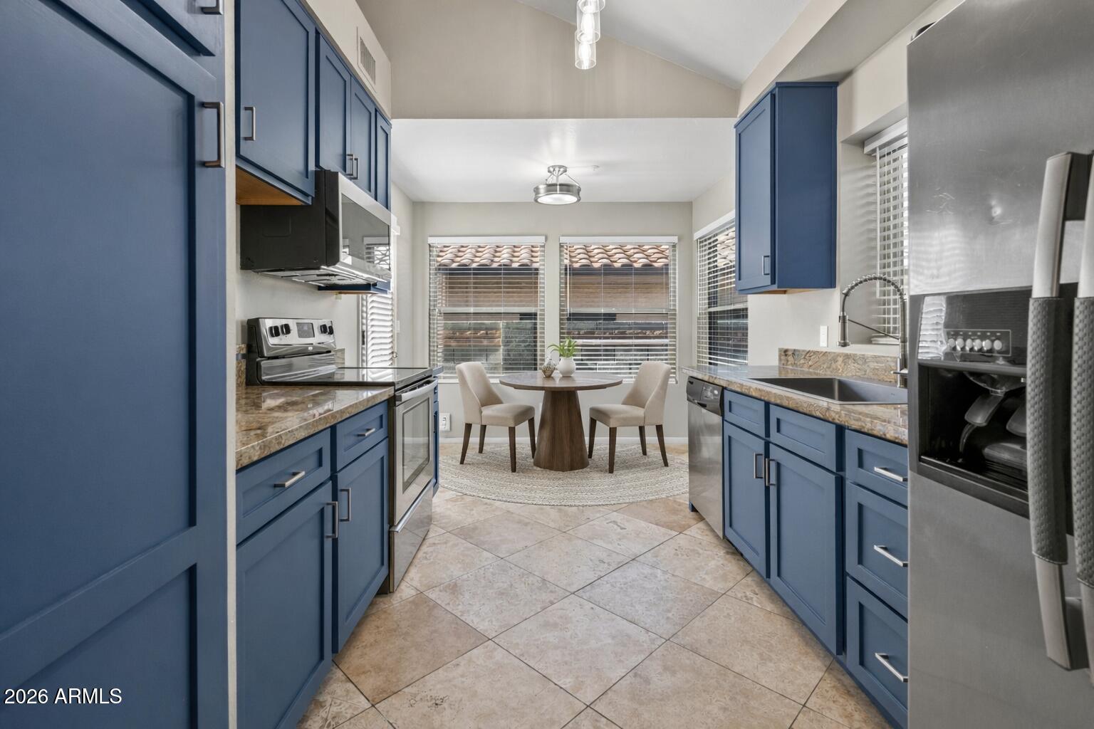 10059 E SHEENA Drive