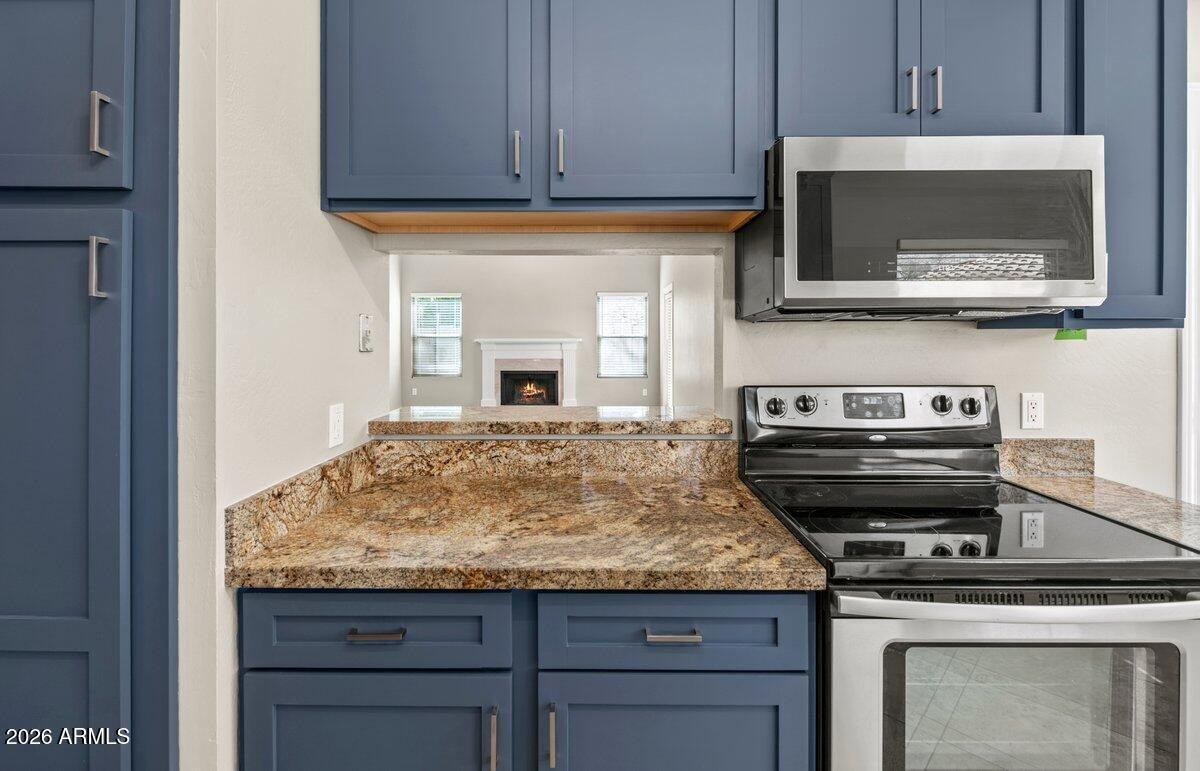 10059 E SHEENA Drive