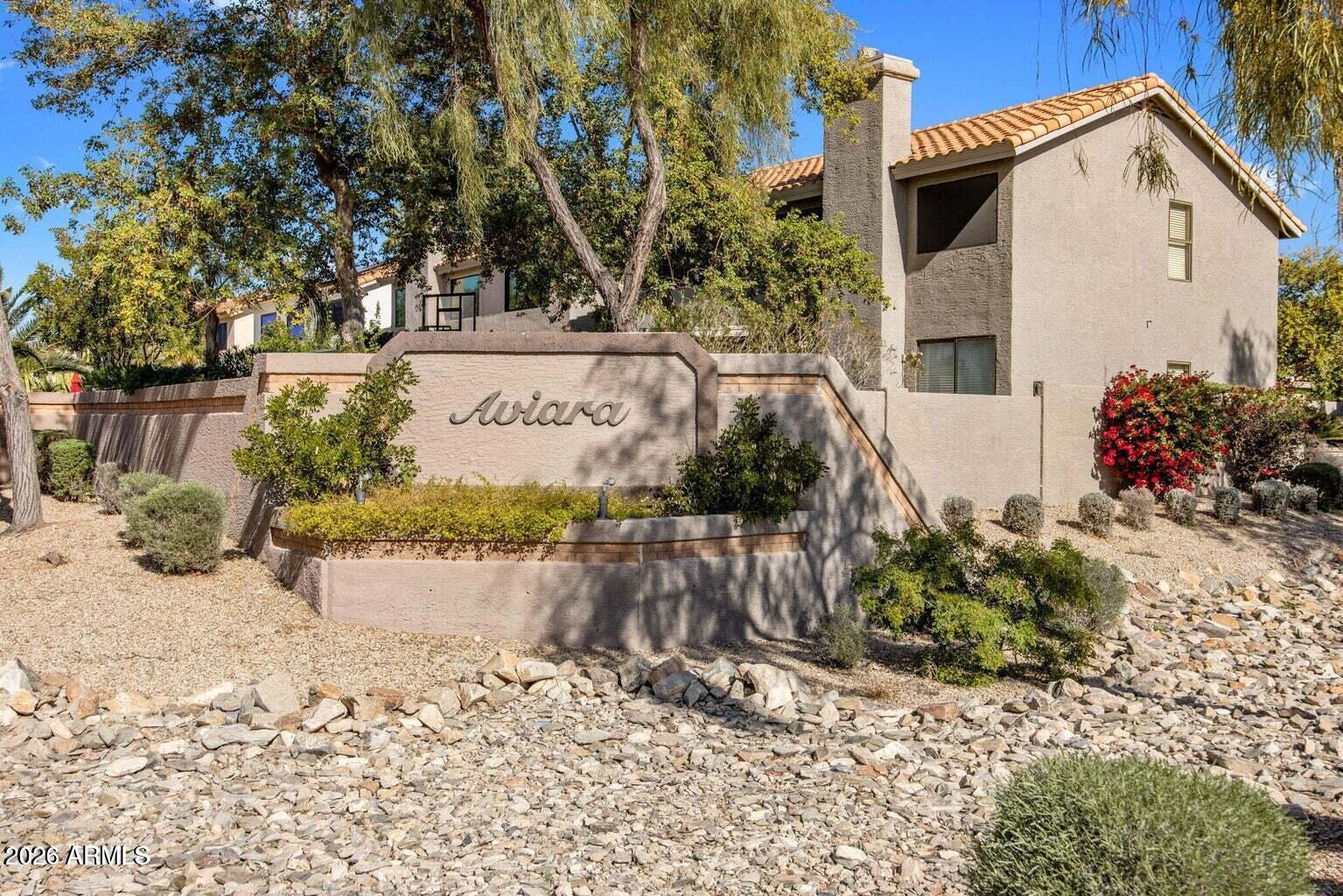 10059 E SHEENA Drive