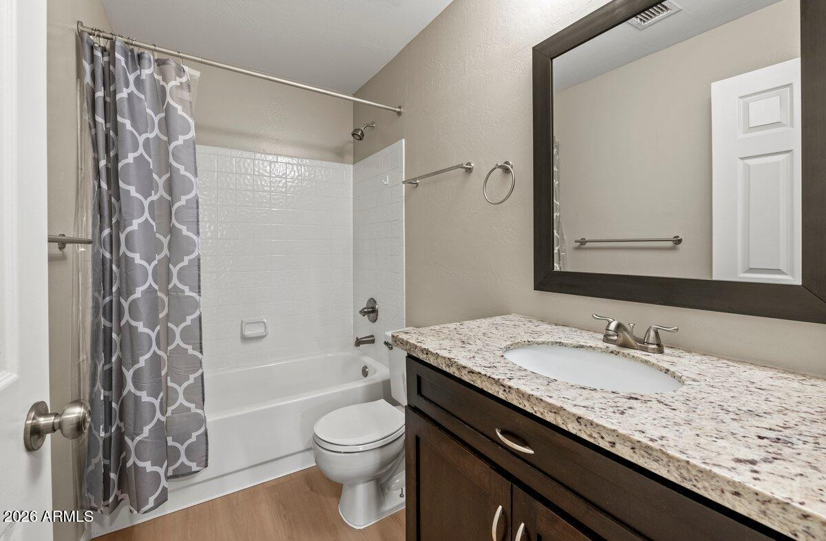 10059 E SHEENA Drive