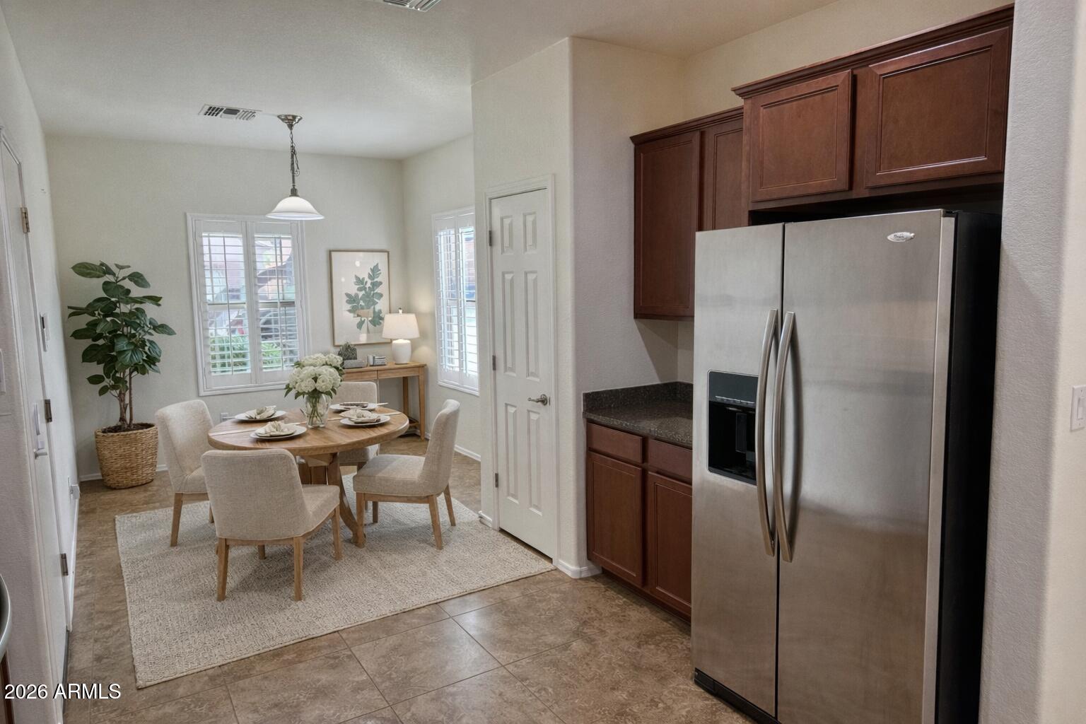 10850 W AVENIDA DEL REY