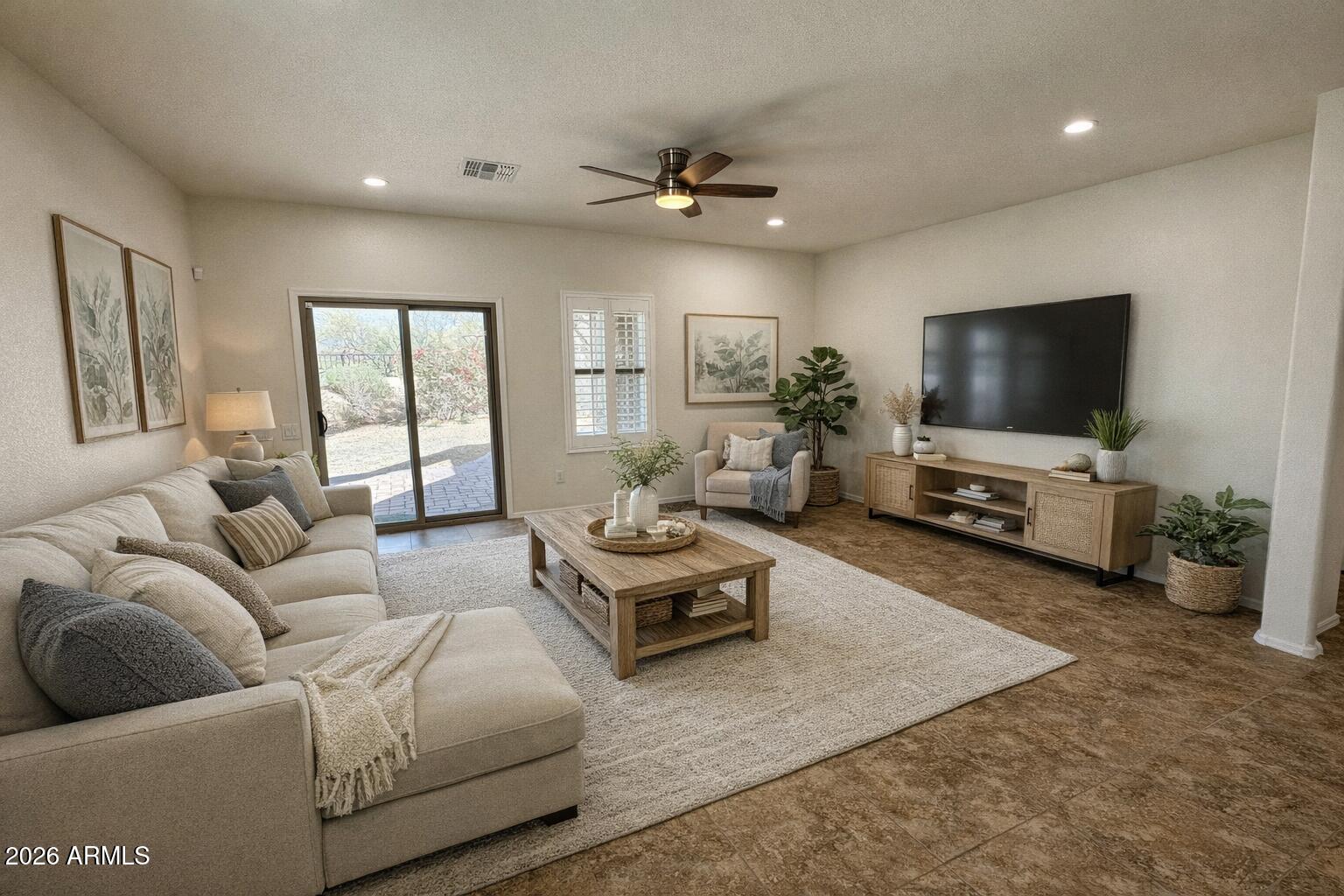 10850 W AVENIDA DEL REY