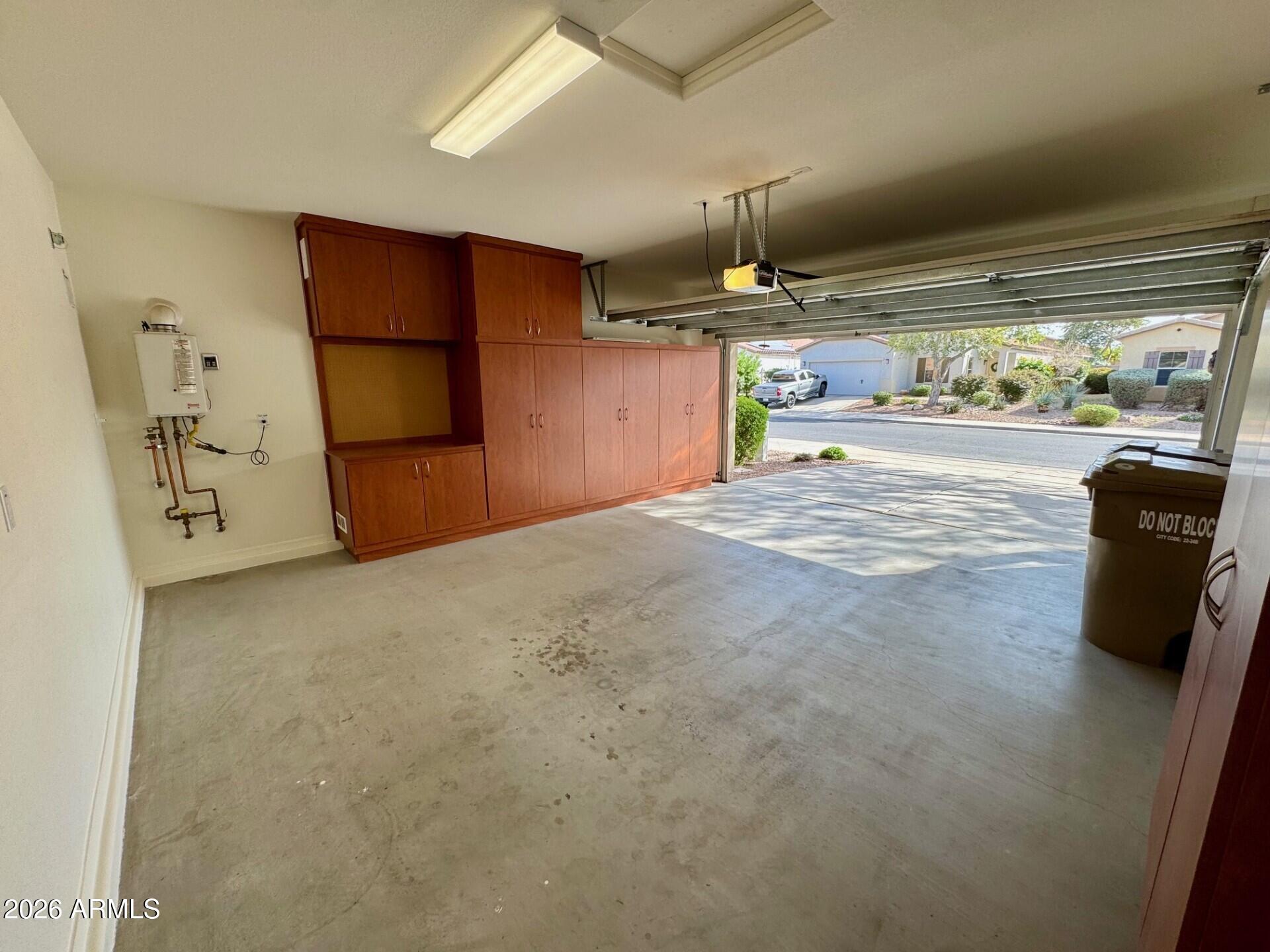 10850 W AVENIDA DEL REY