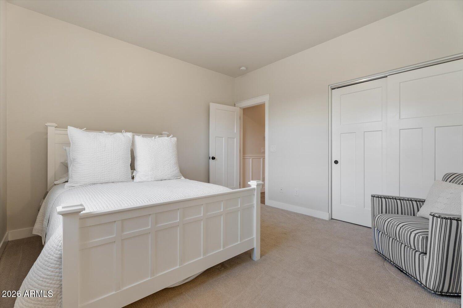 3838 E DEVONSHIRE Avenue