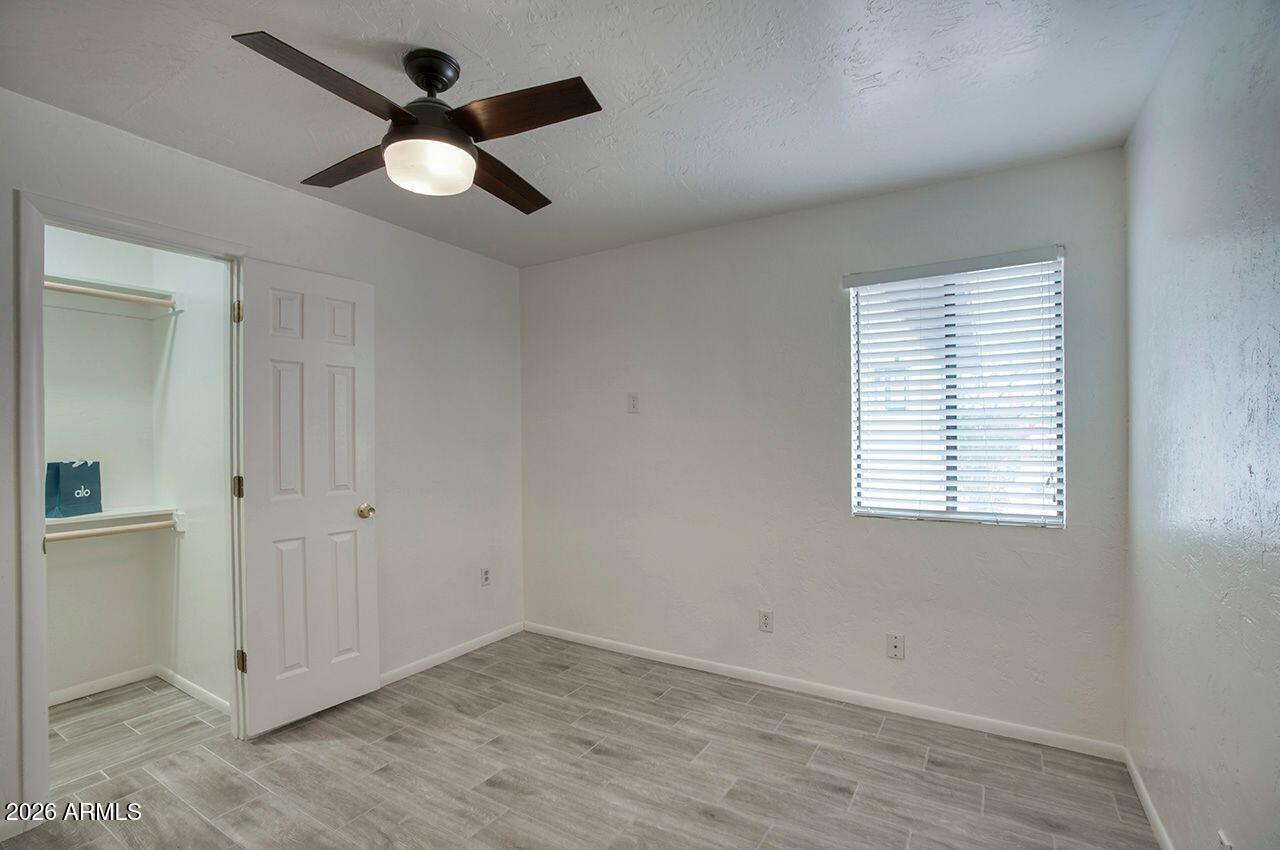 8701 E BONNIE ROSE Avenue