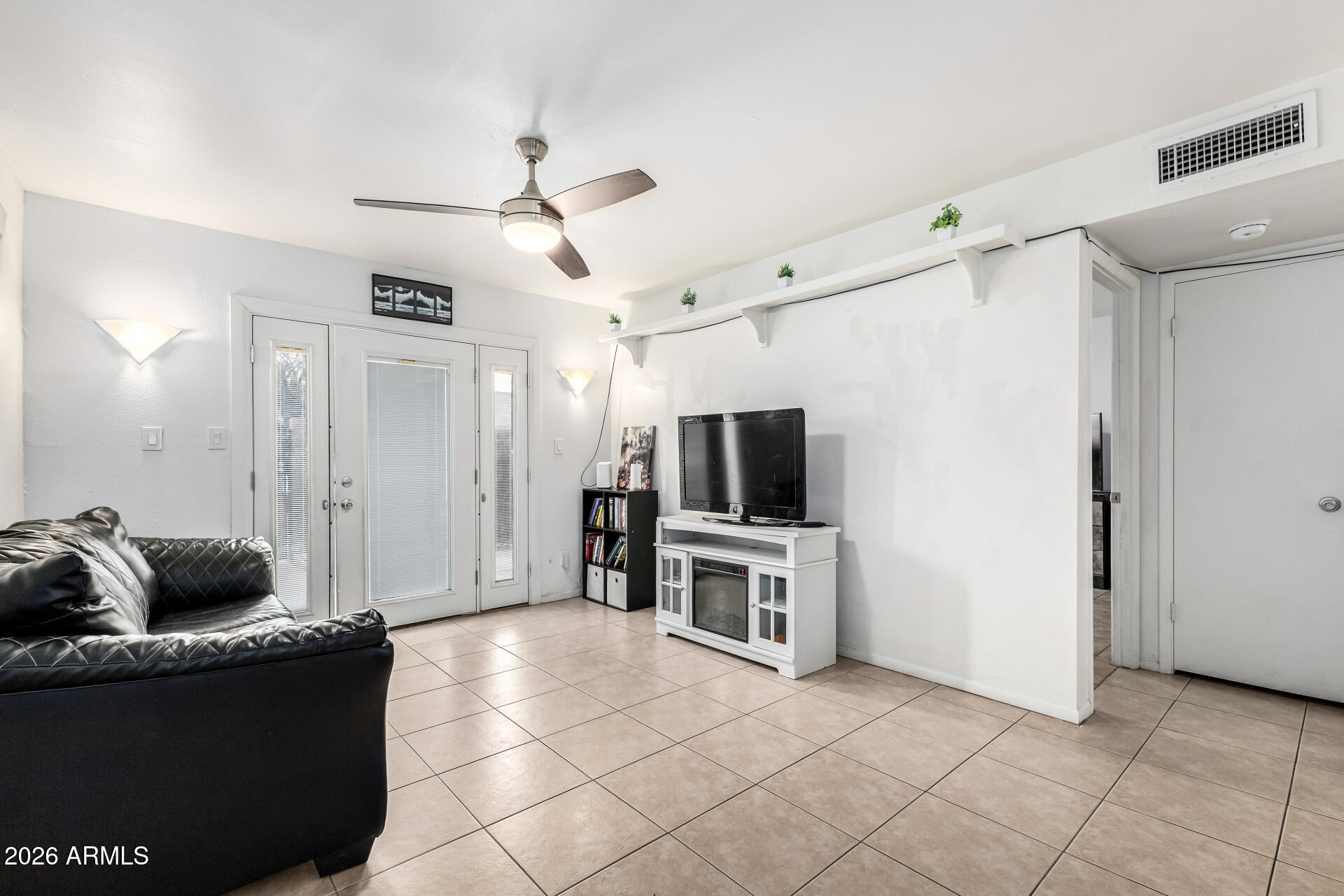 600 S DOBSON Road 122