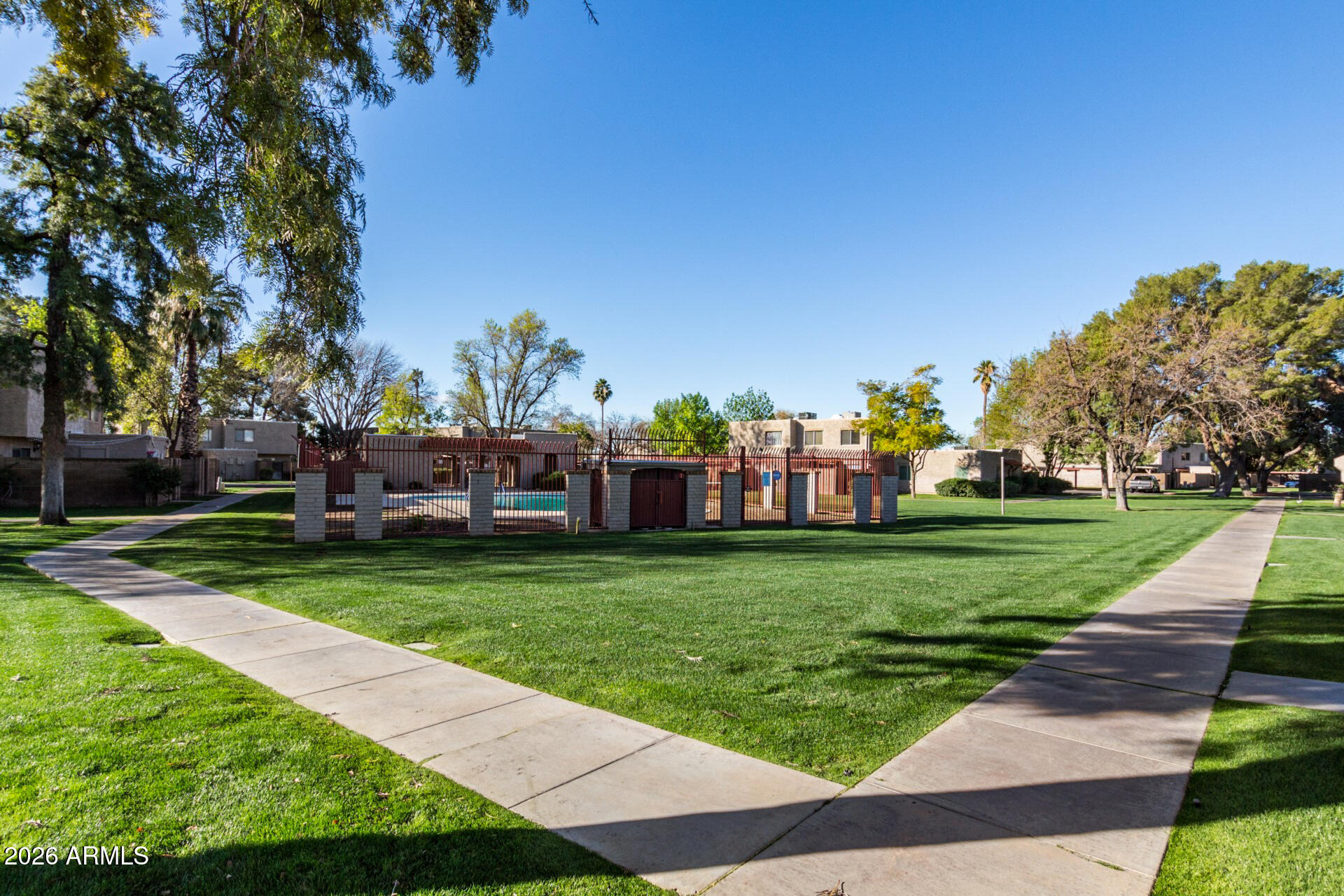 600 S DOBSON Road 122