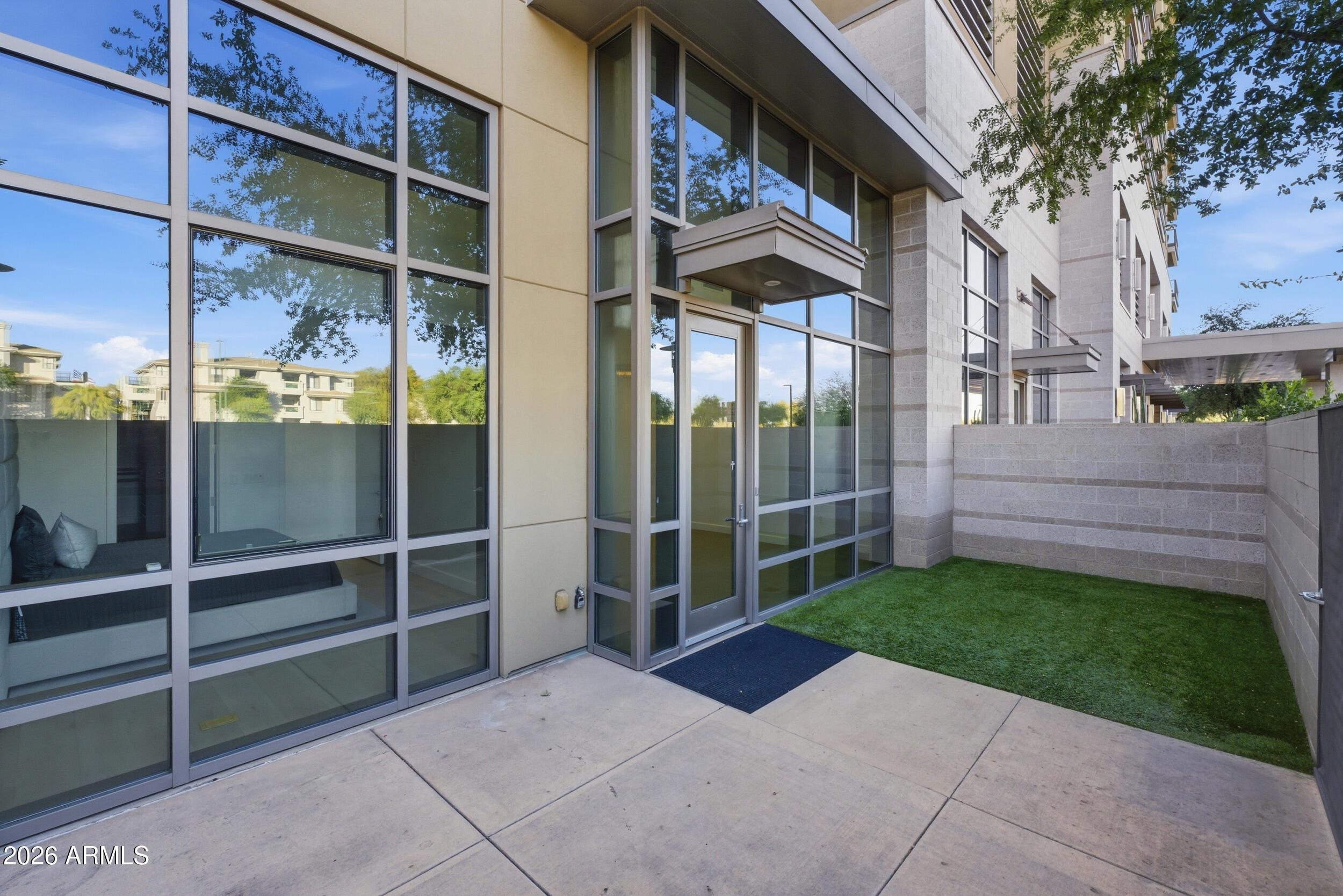 15215 N KIERLAND Boulevard 103