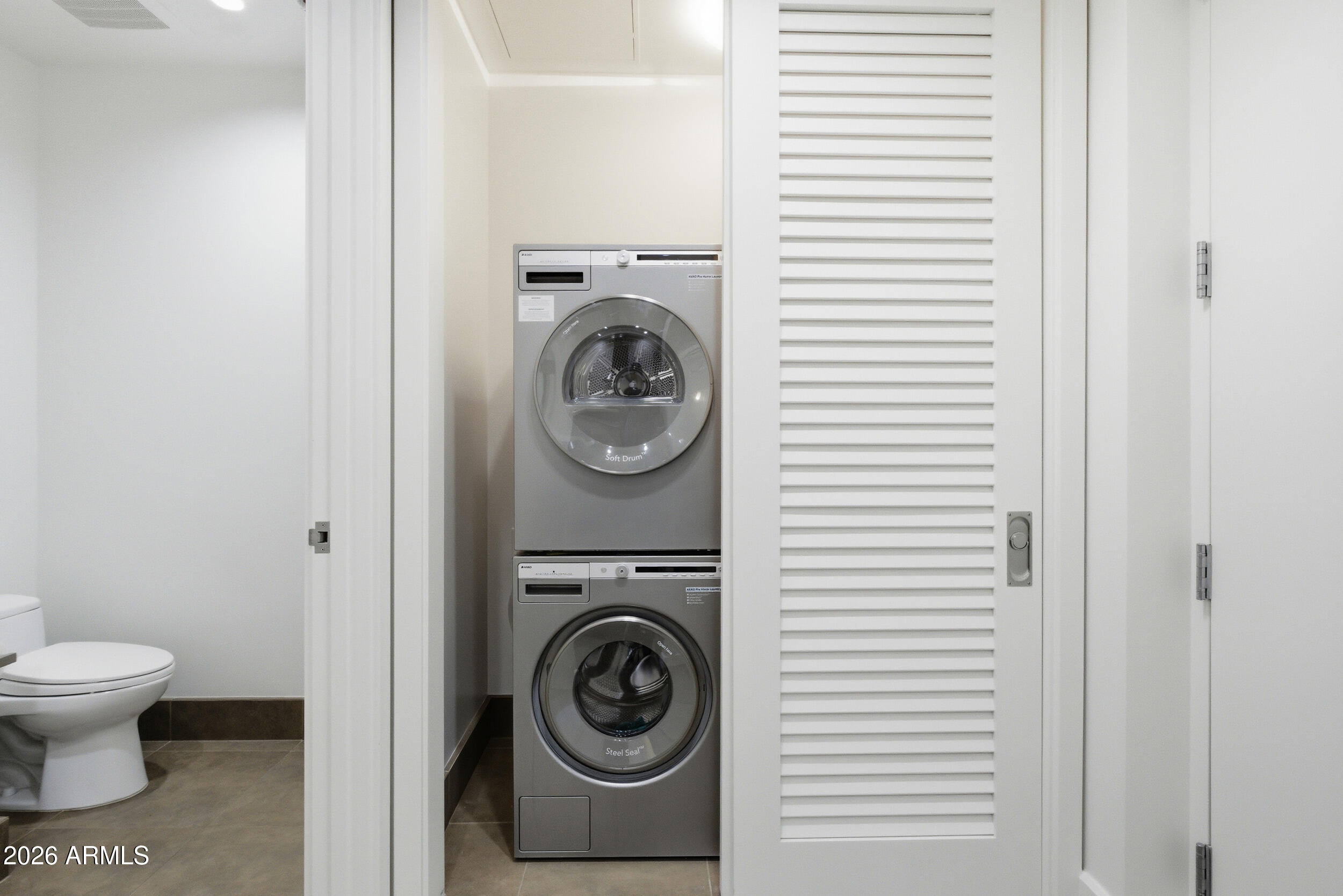 15215 N KIERLAND Boulevard 103