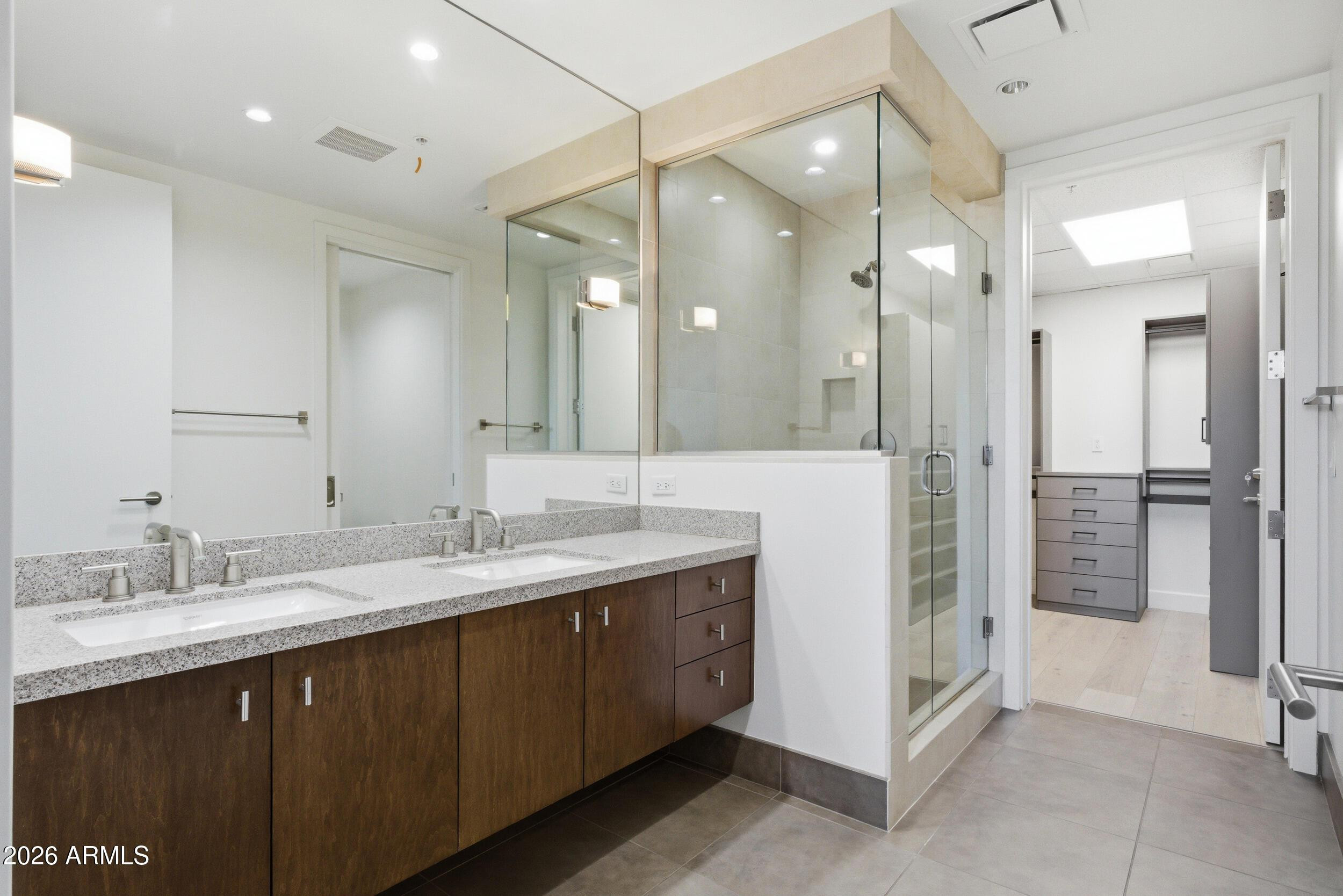 15215 N KIERLAND Boulevard 103