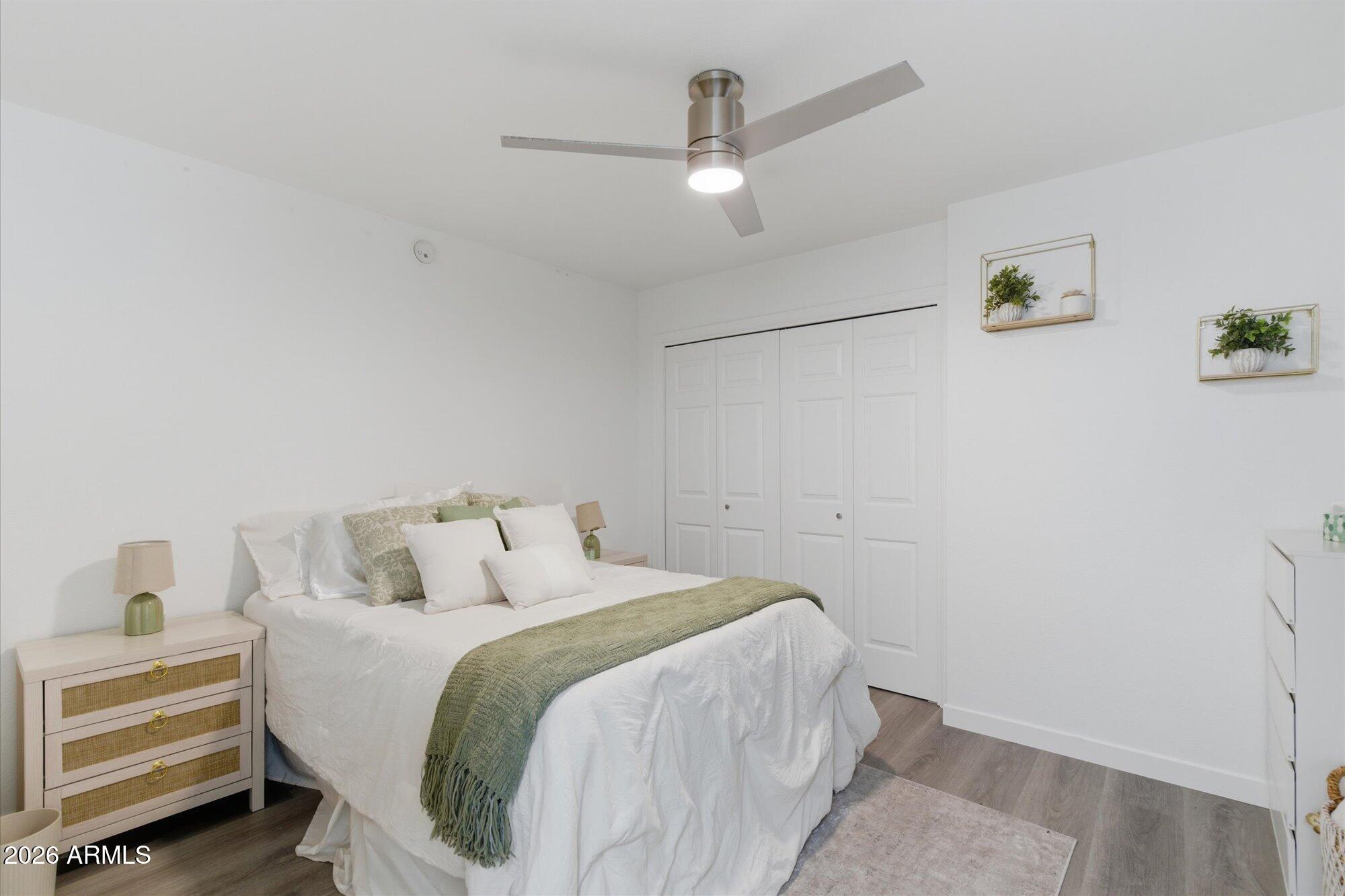 1125 W PASADENA Avenue 2