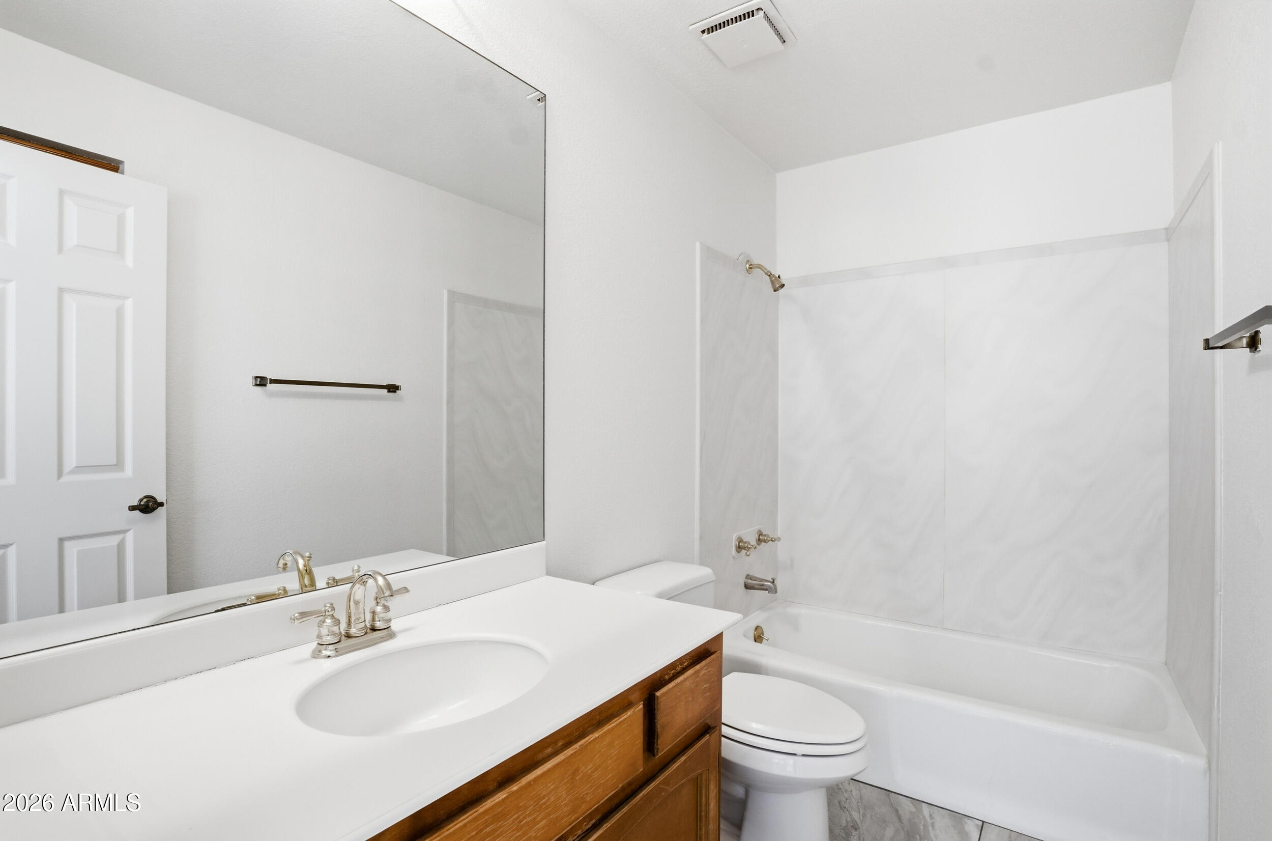 2626 E ARIZONA BILTMORE Circle 19