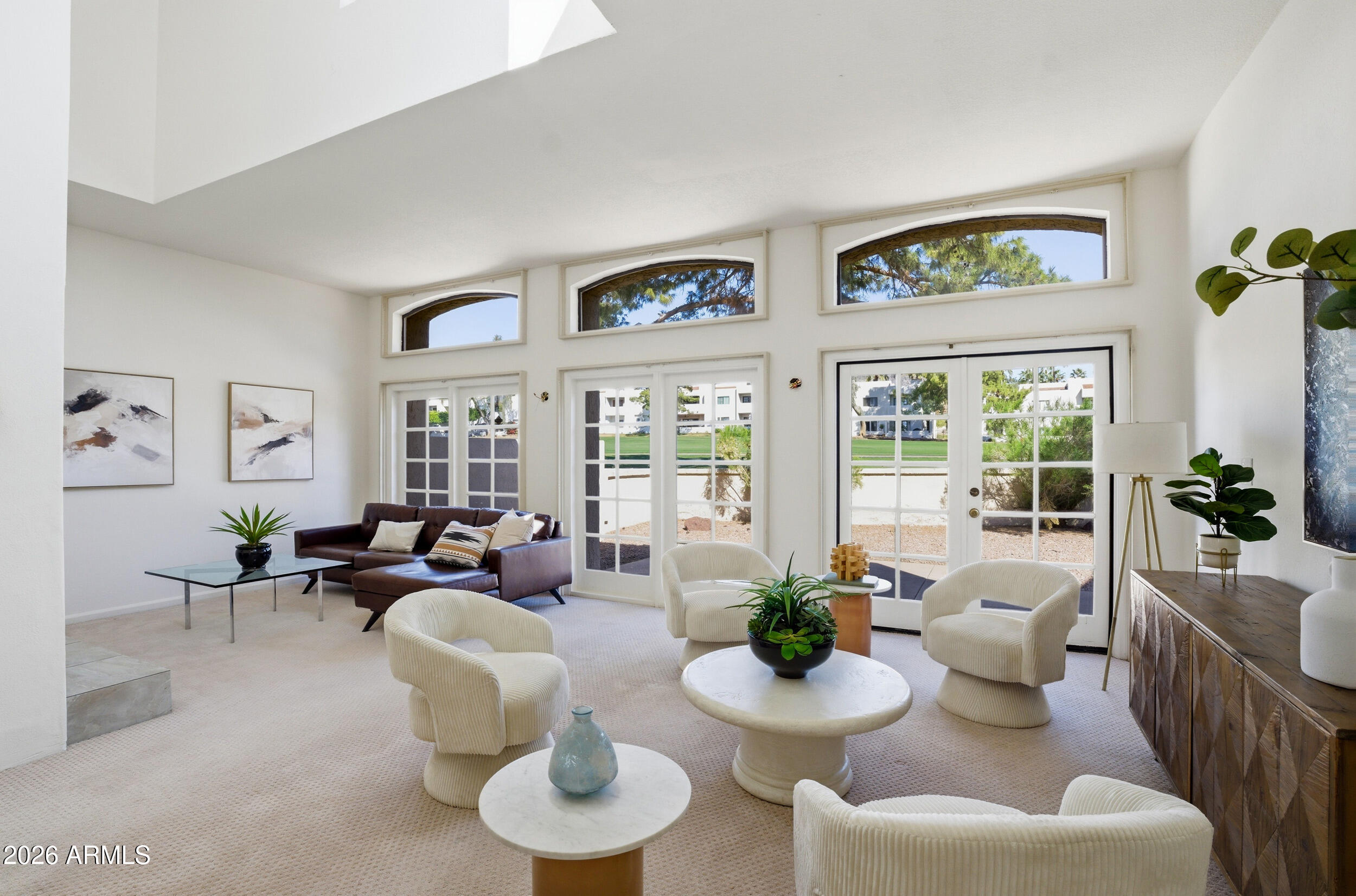 2626 E ARIZONA BILTMORE Circle 19