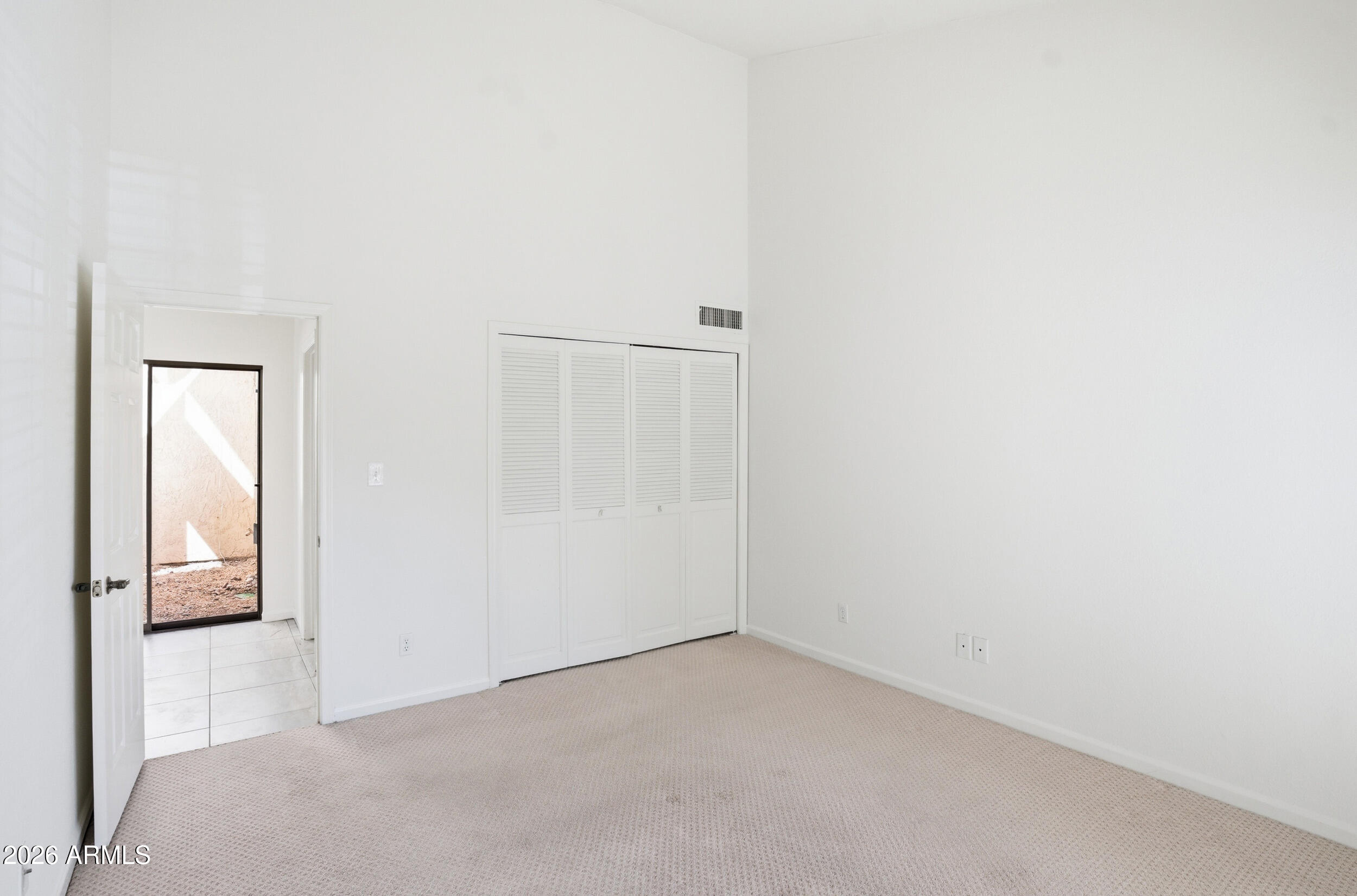 2626 E ARIZONA BILTMORE Circle 19