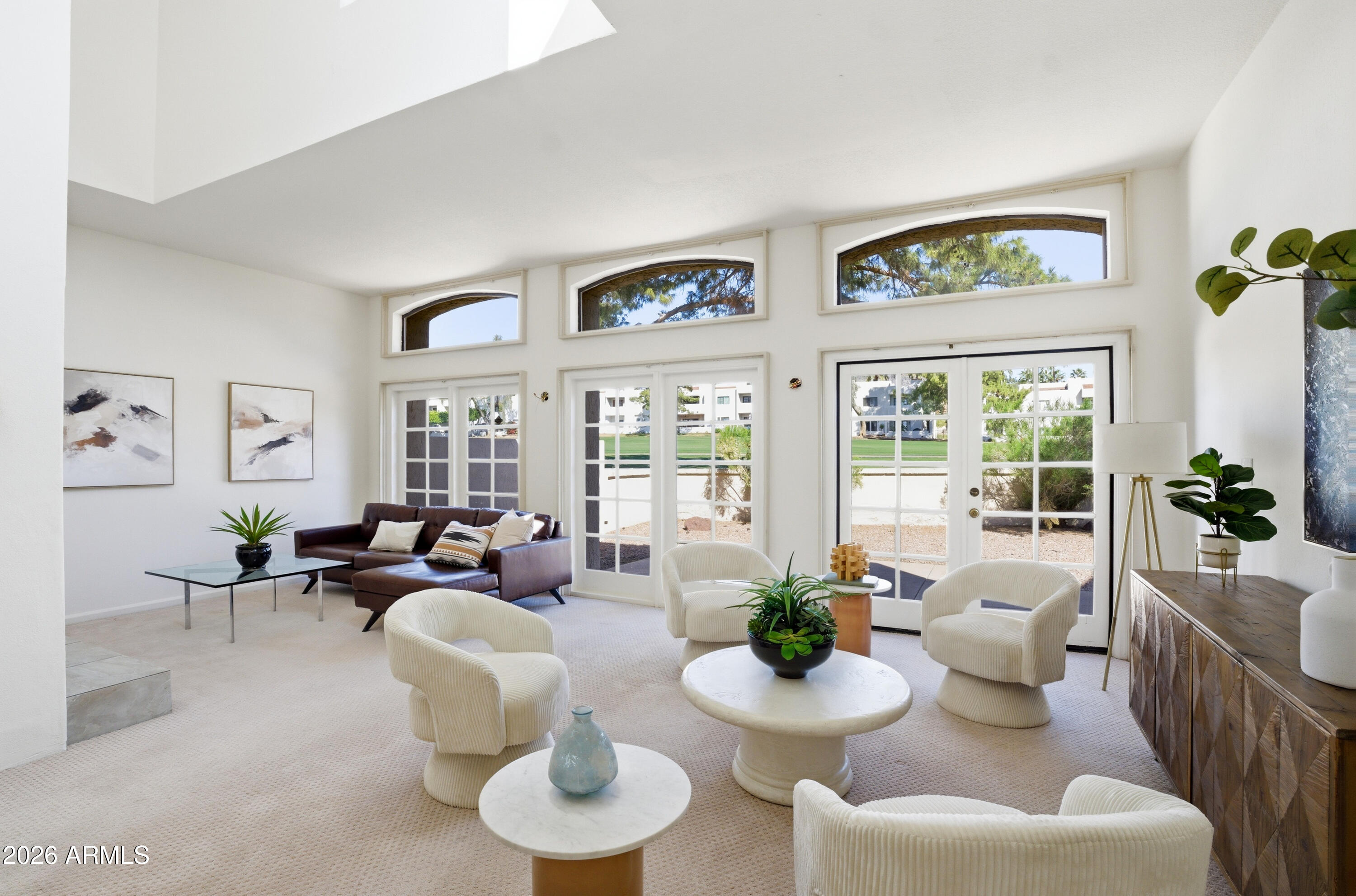 2626 E ARIZONA BILTMORE Circle 19