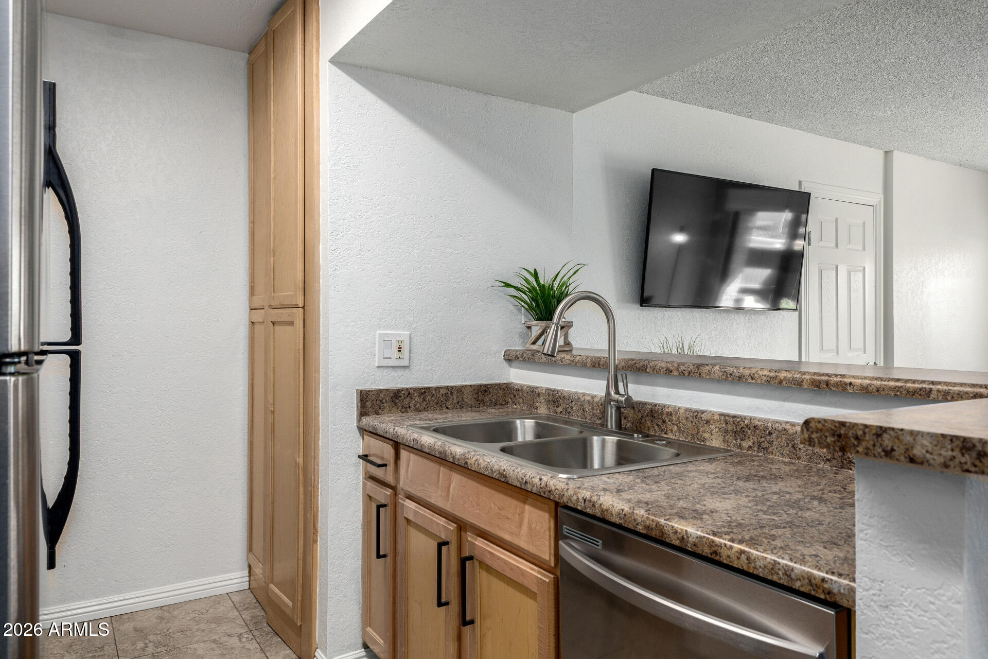 2938 N 61ST Place 123