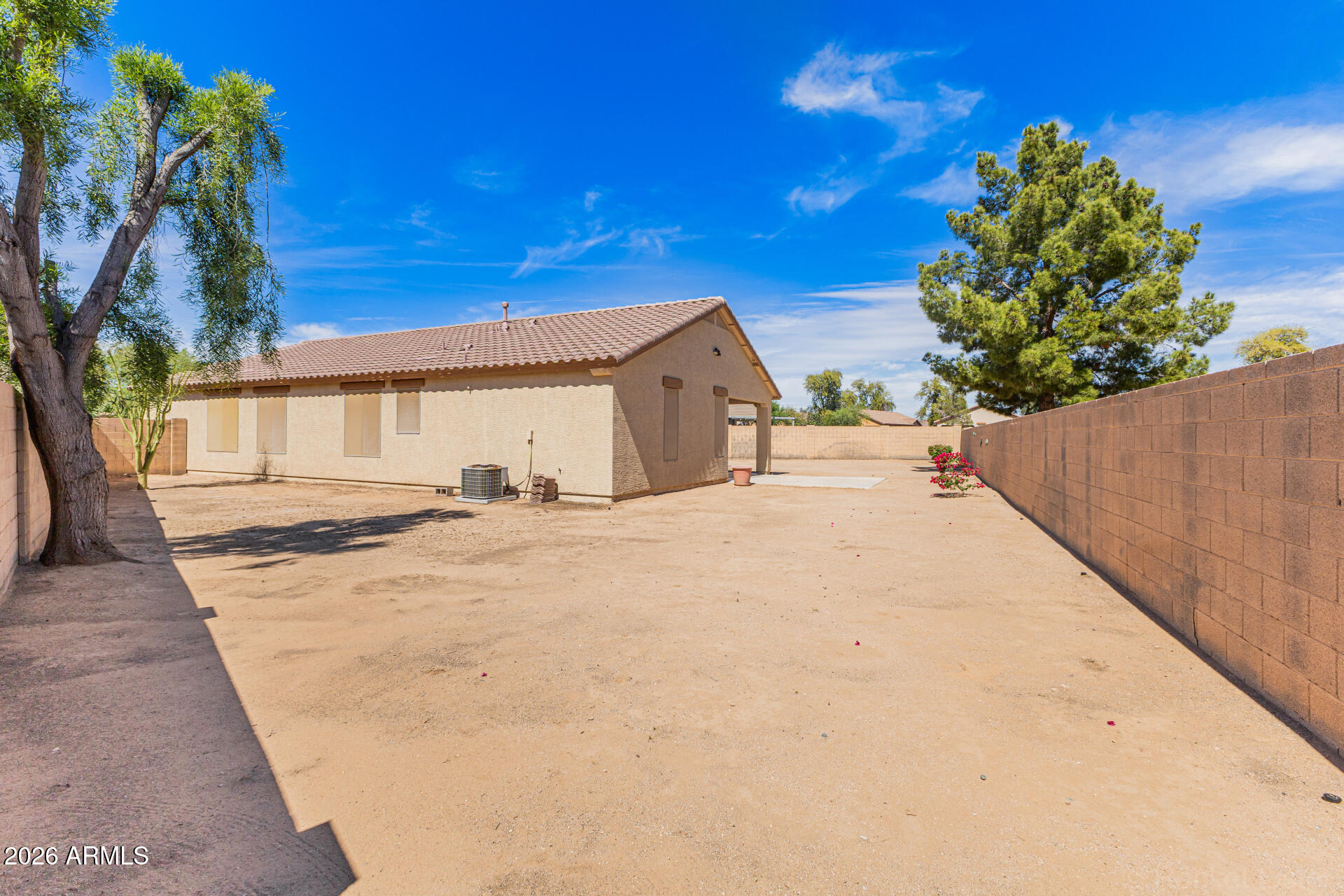 10205 W FLORENCE Avenue