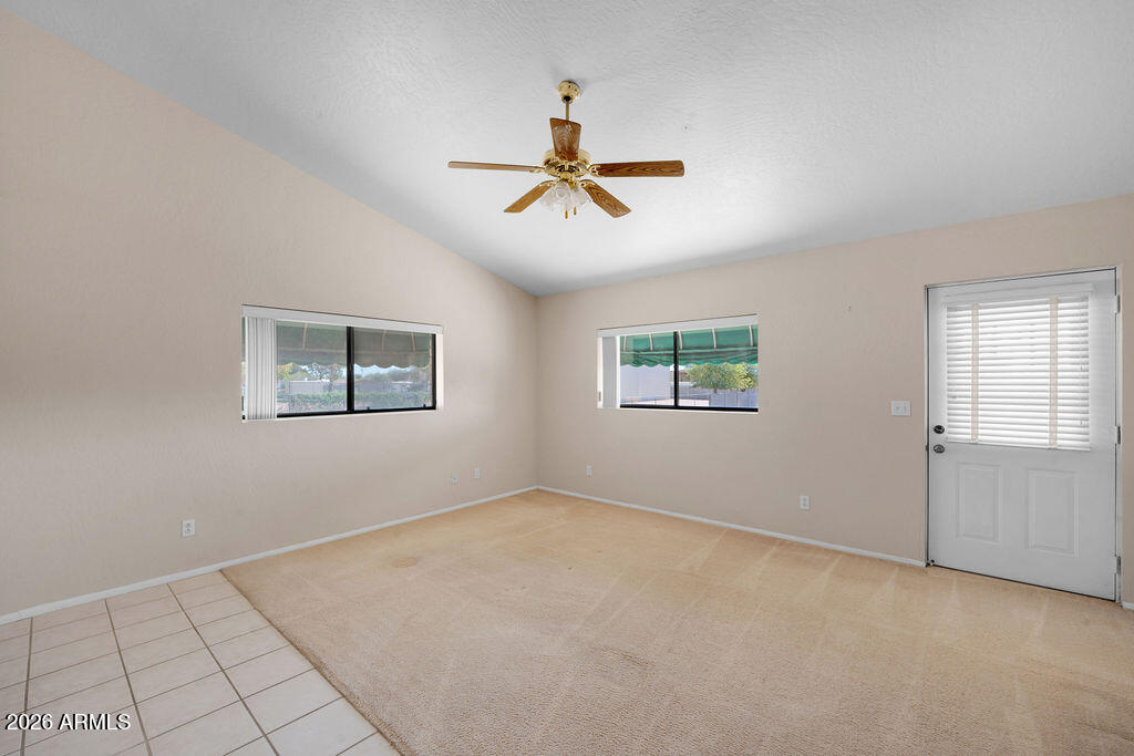 8837 E SUNLAND Avenue