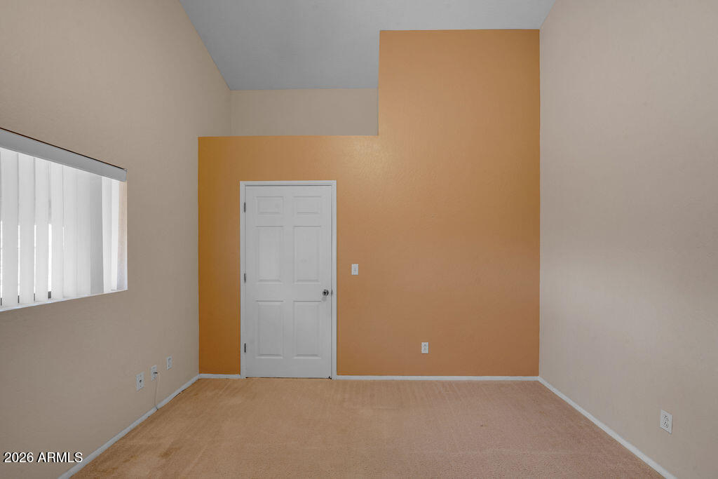 8837 E SUNLAND Avenue