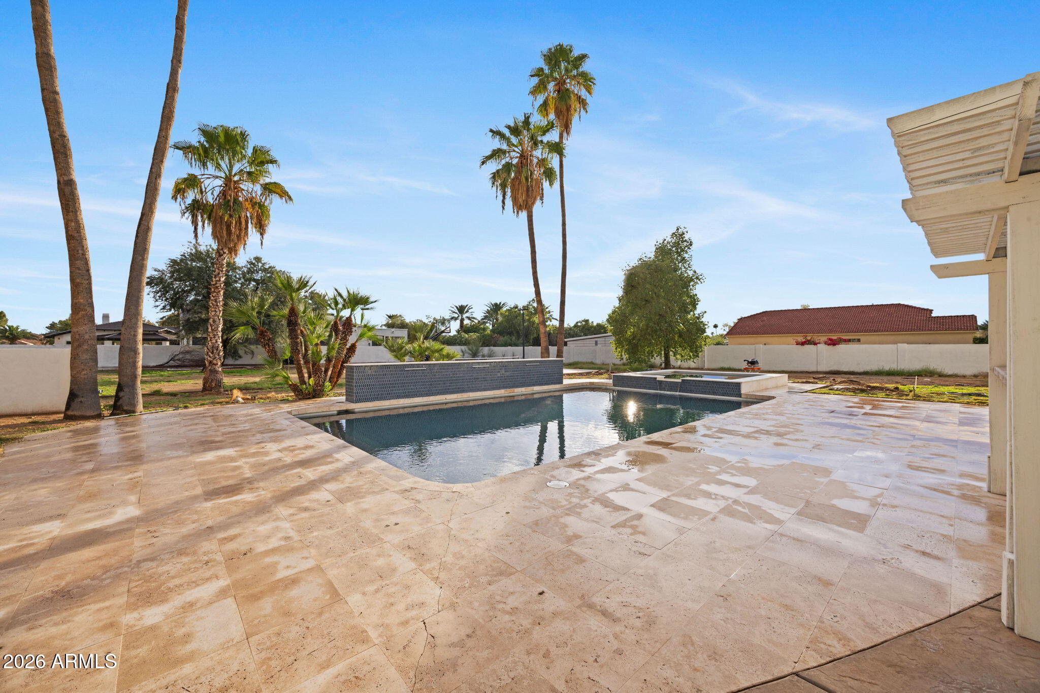 10111 E CHOLLA Street