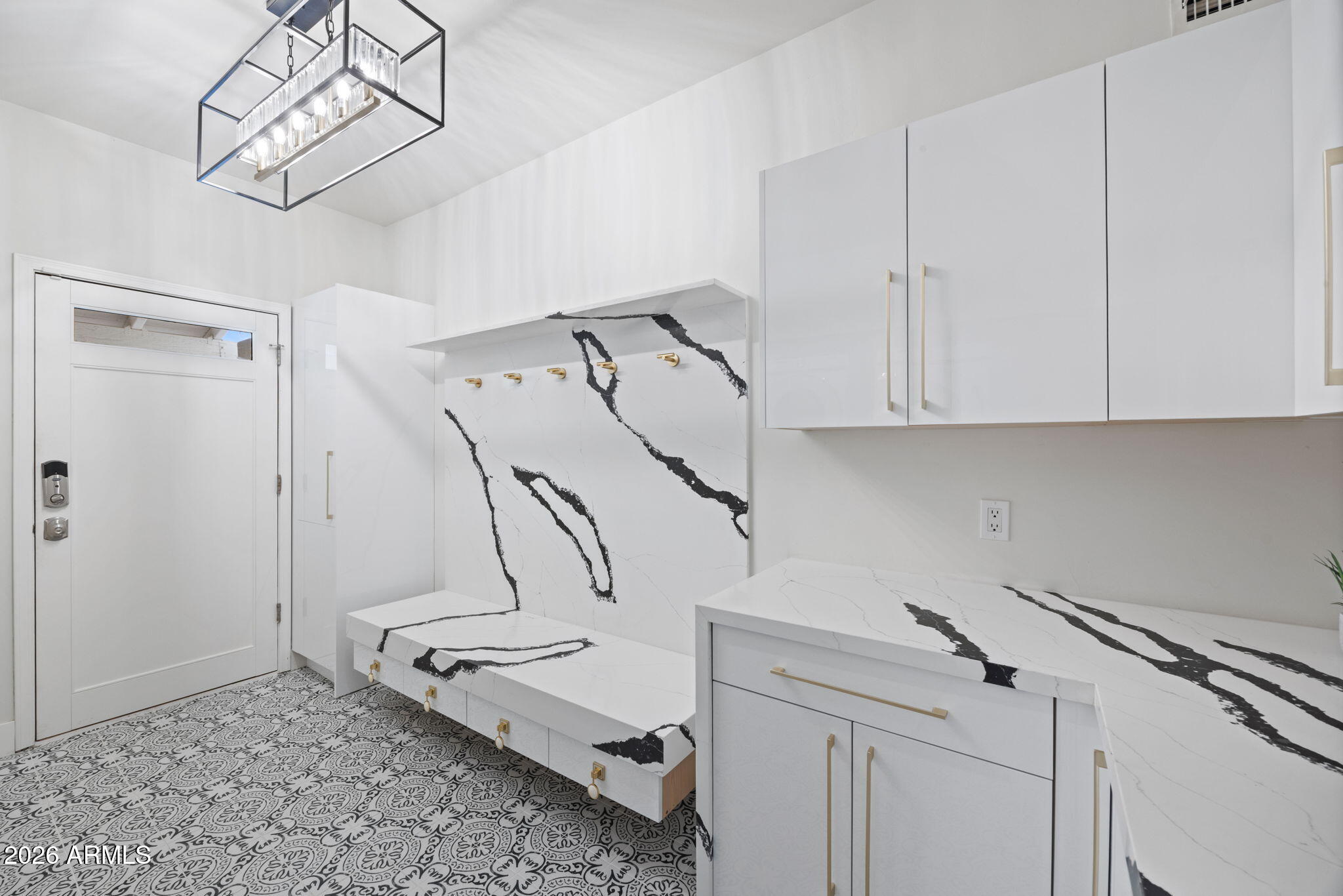 10111 E CHOLLA Street