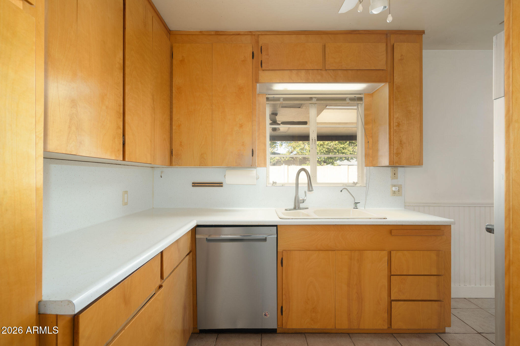 4136 E MONTECITO Avenue