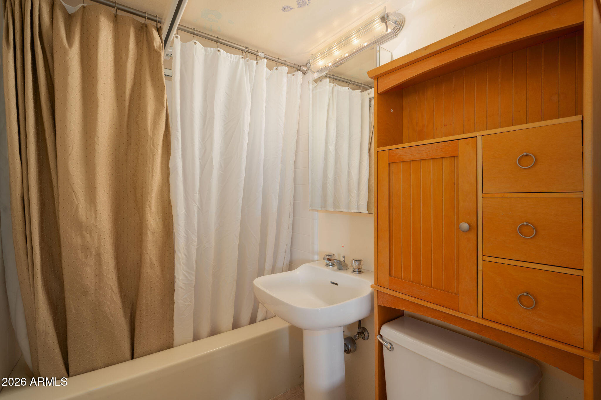 4136 E MONTECITO Avenue