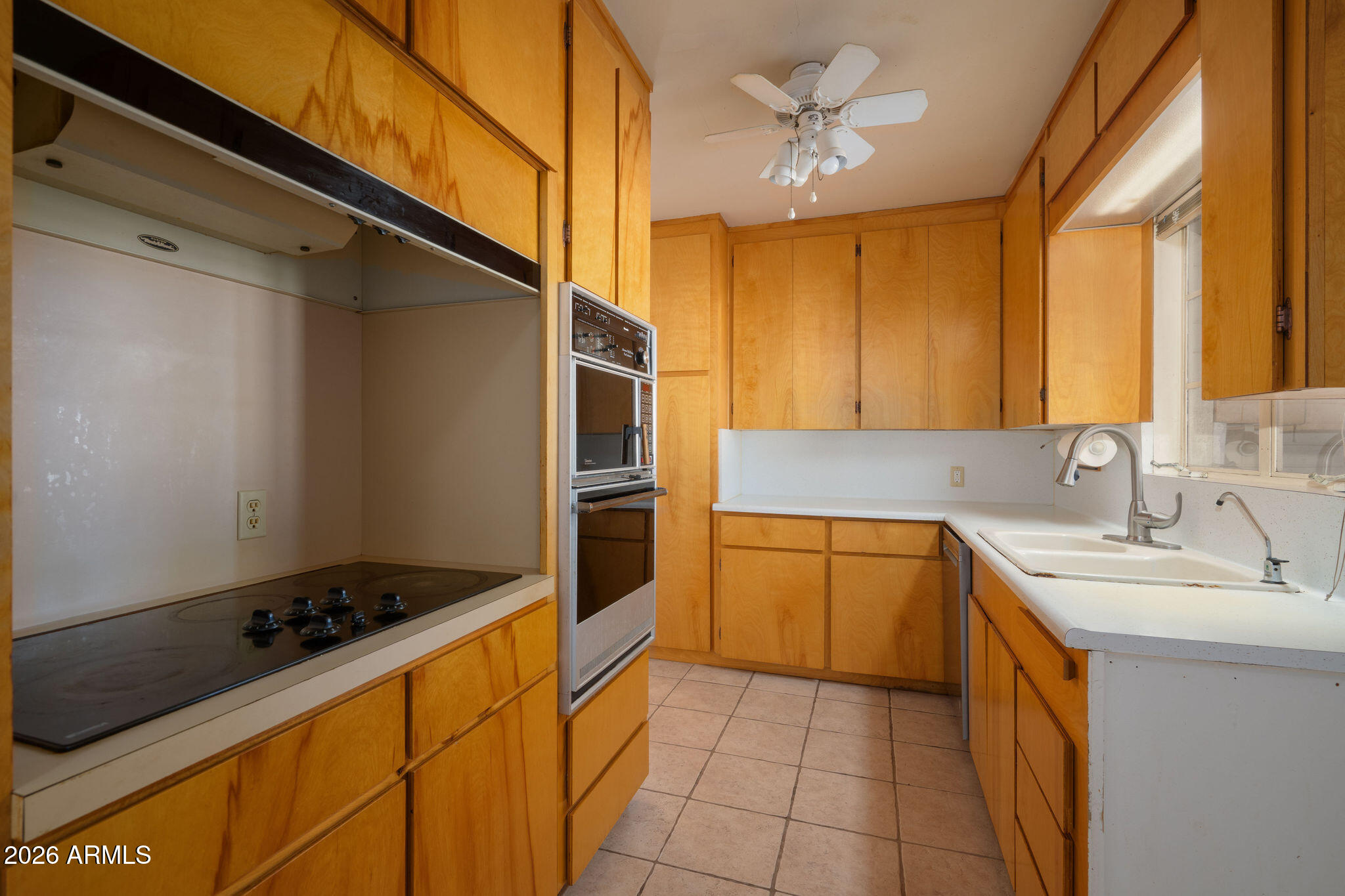 4136 E MONTECITO Avenue