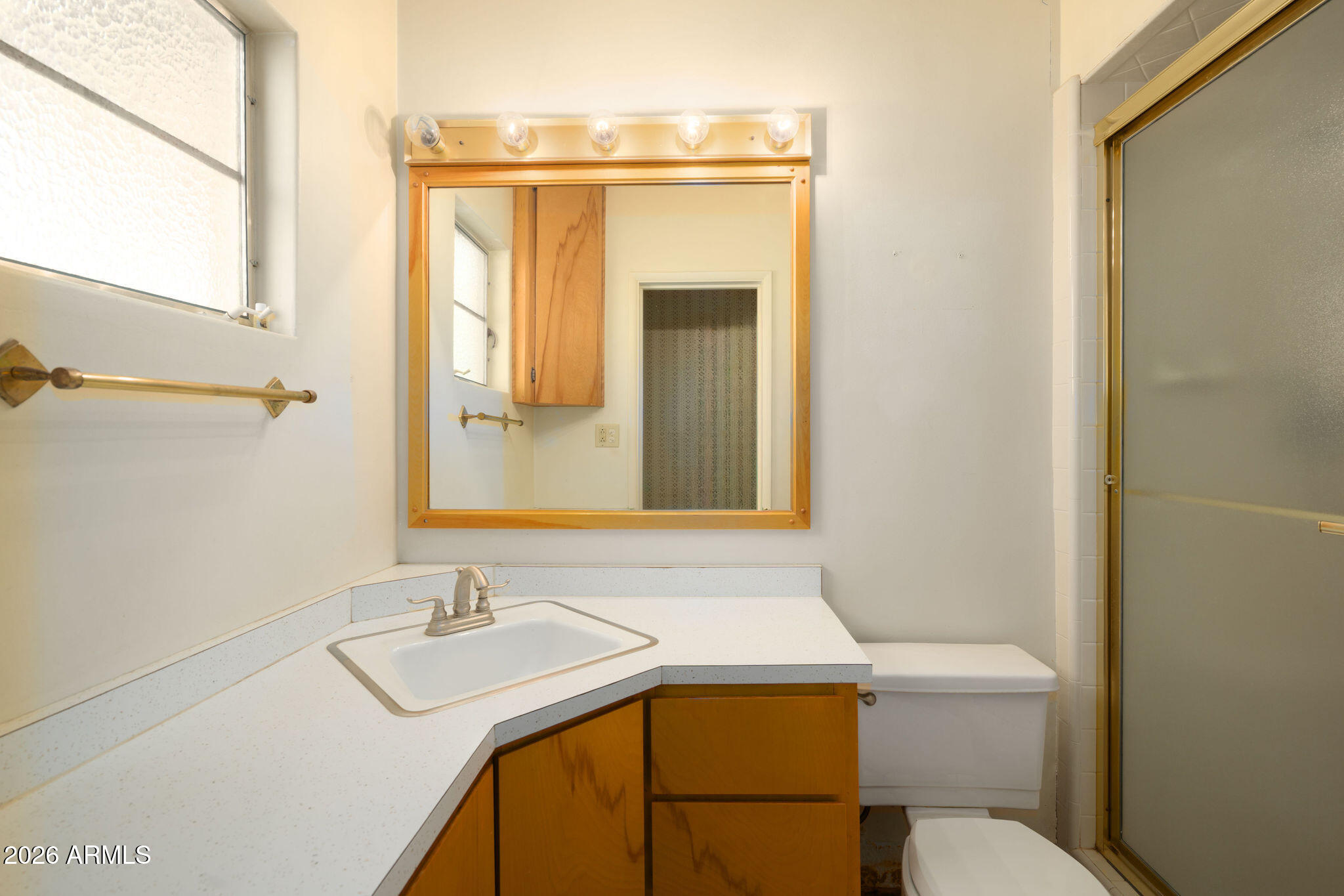 4136 E MONTECITO Avenue