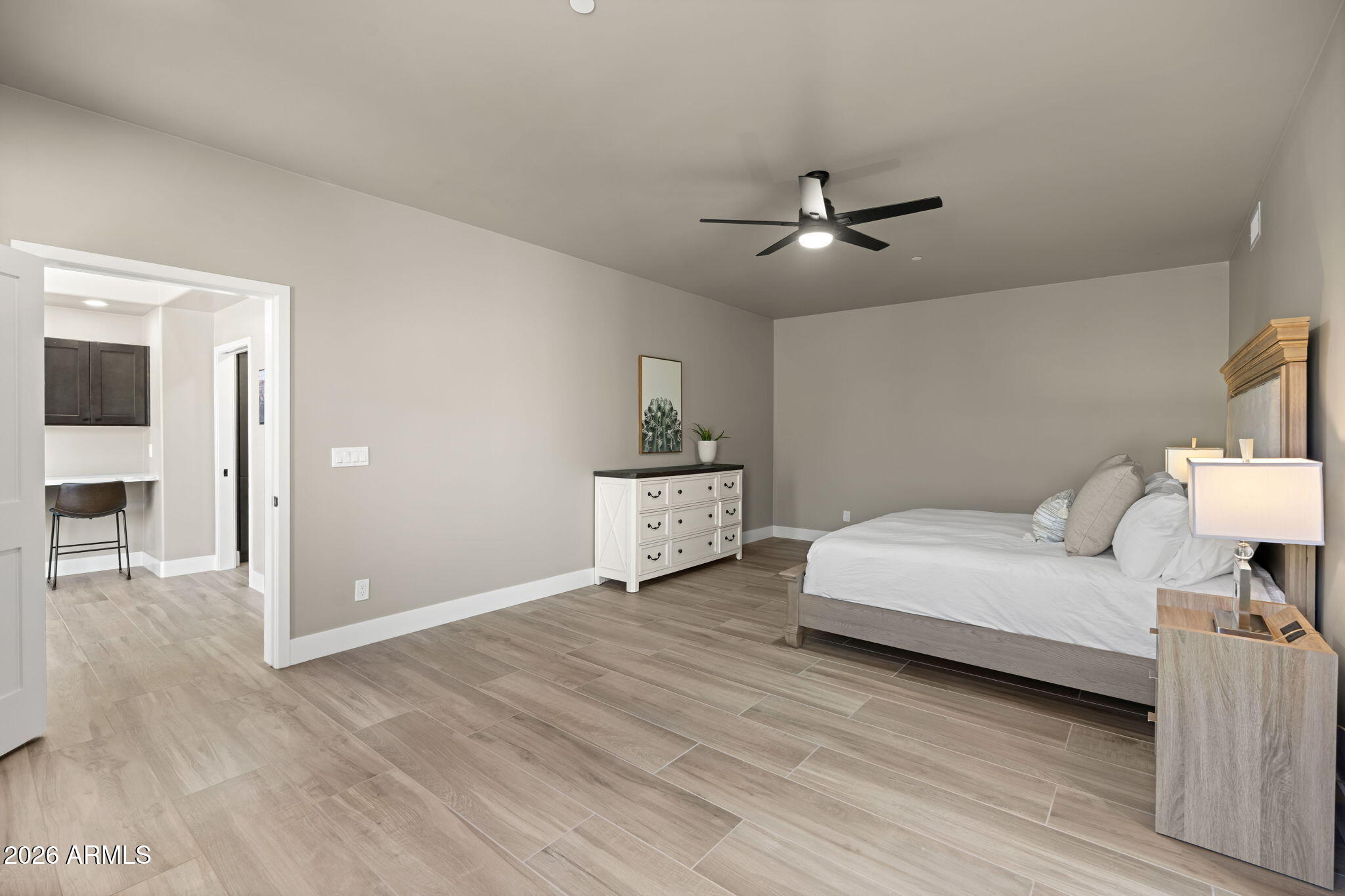 9229 E WHITETHORN Circle