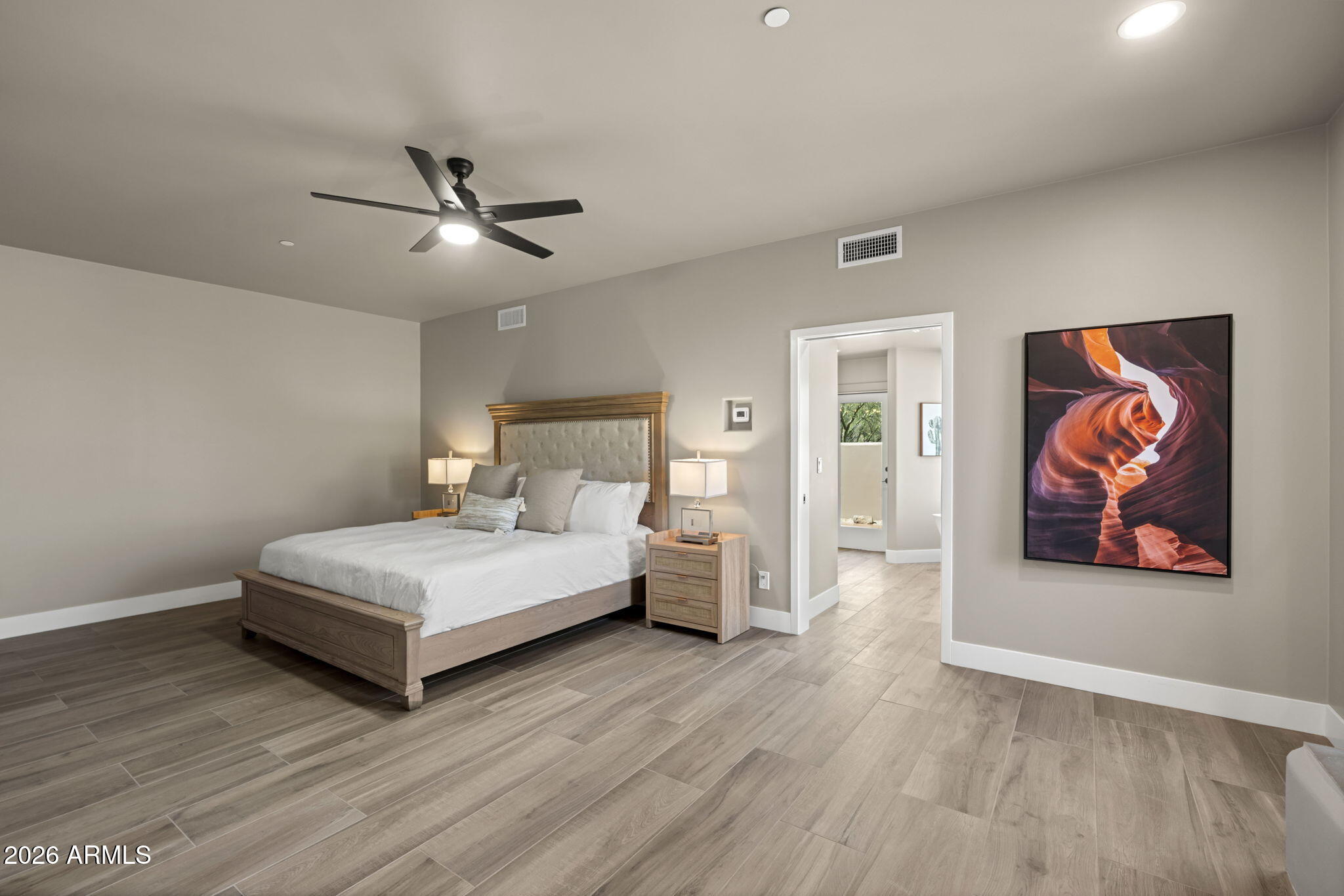 9229 E WHITETHORN Circle