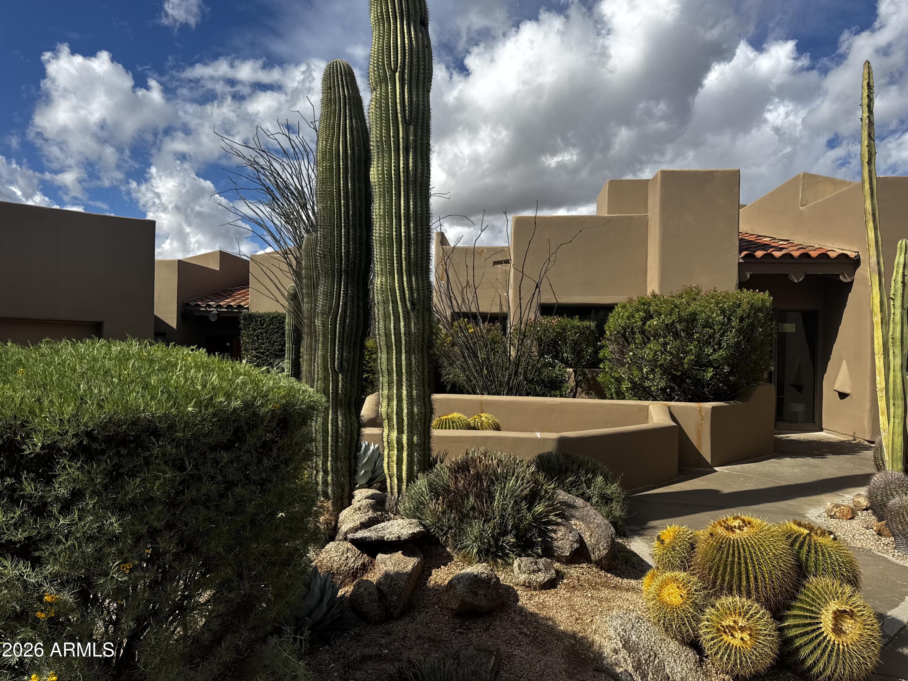 9229 E WHITETHORN Circle