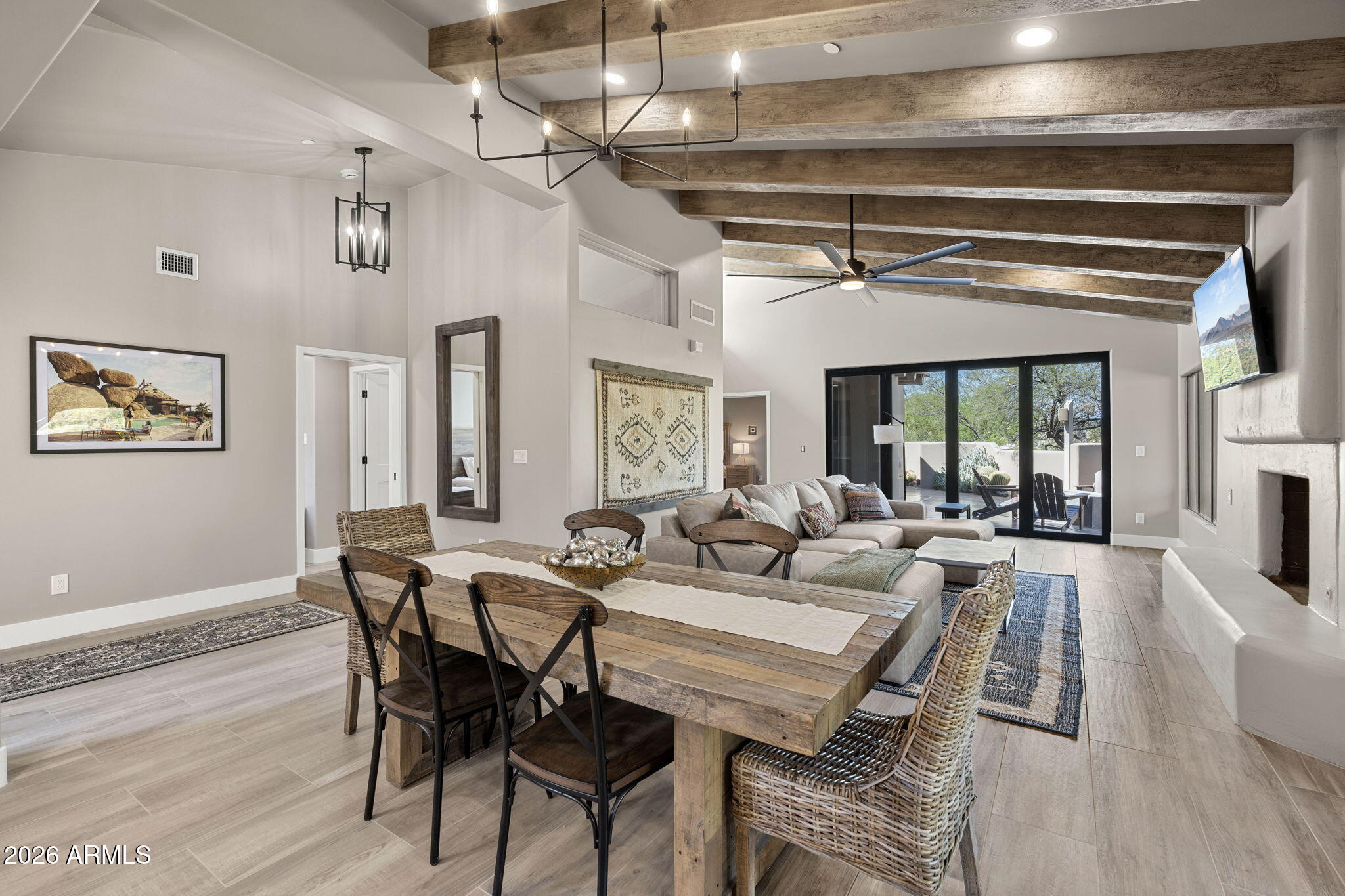 9229 E WHITETHORN Circle