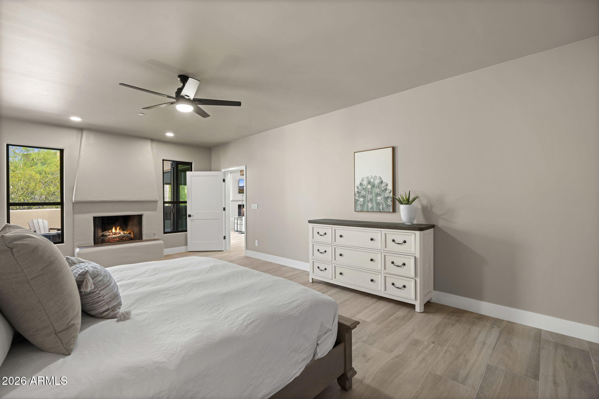 9229 E WHITETHORN Circle