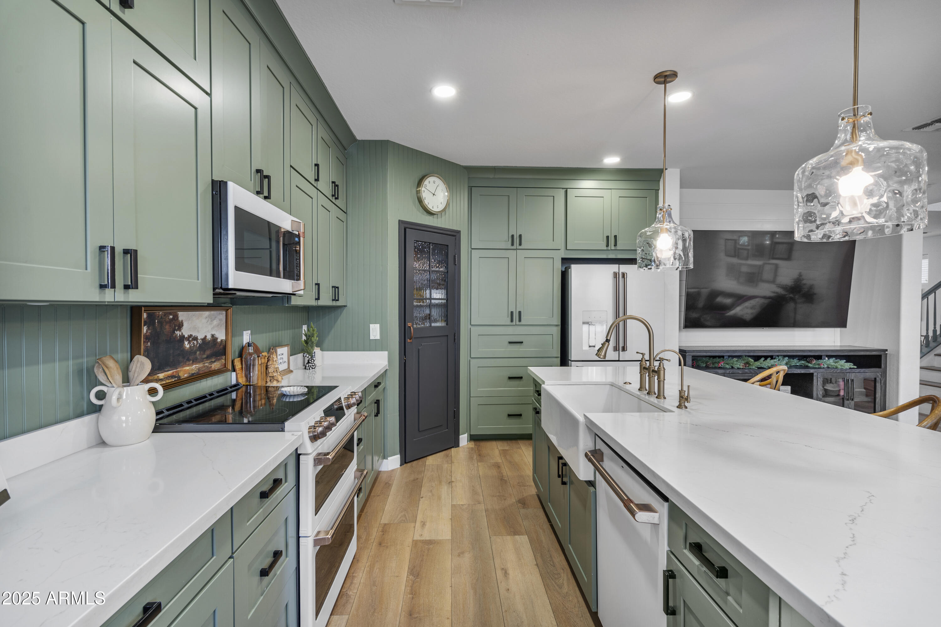 3350 E MORRISON RANCH Parkway