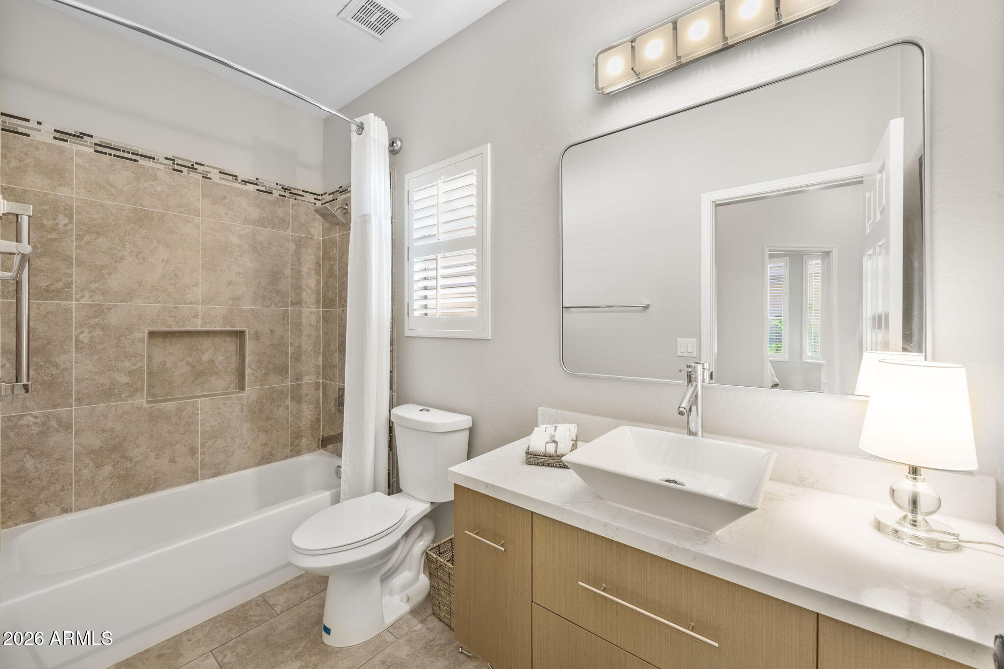 15240 N CLUBGATE Drive 166