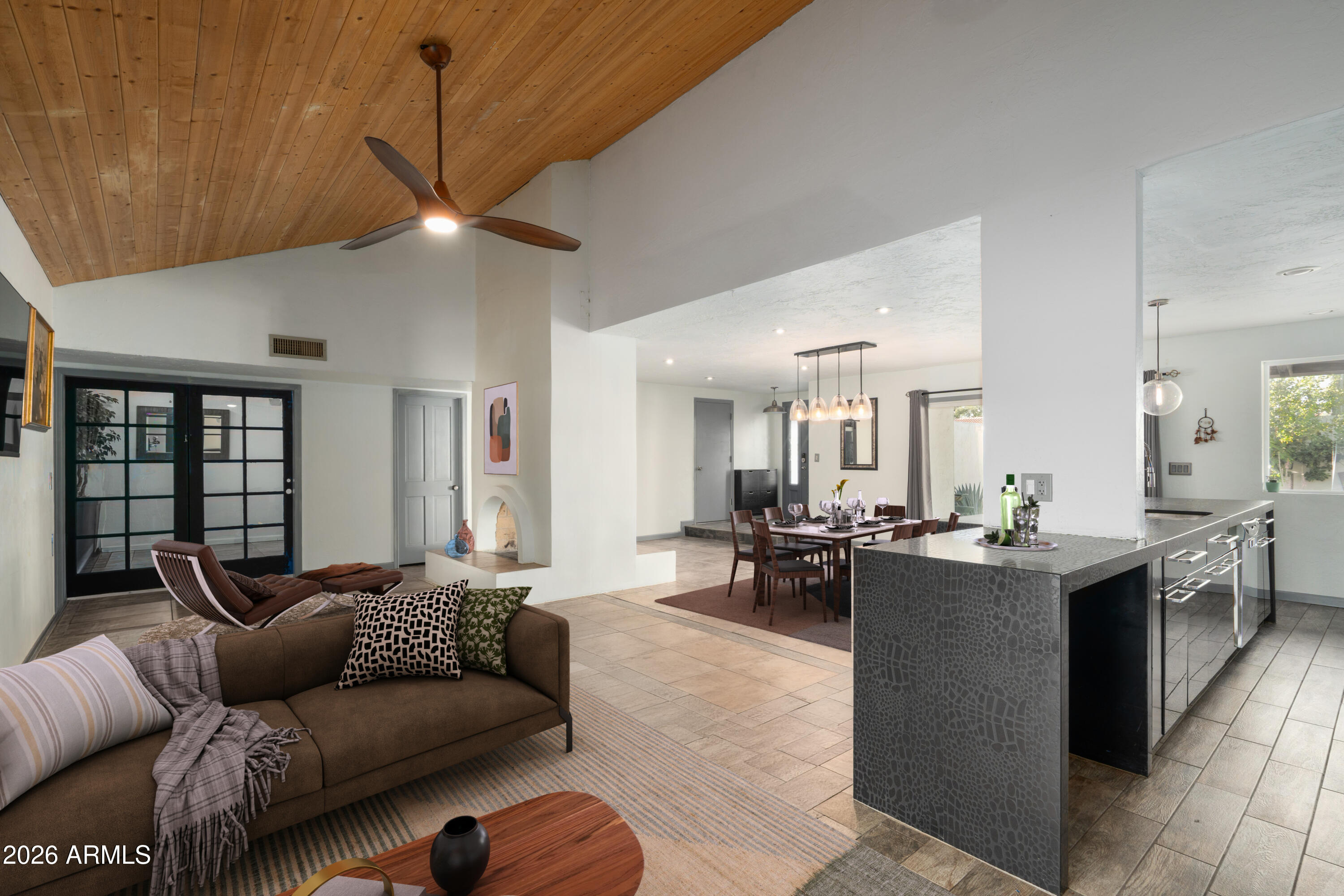 3015 E WELDON Avenue